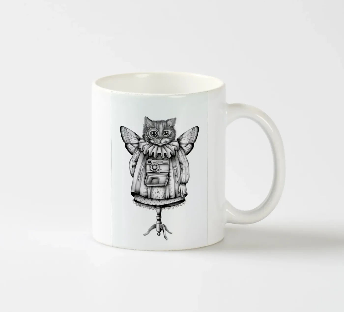 Cat ceramic mug by Maria Vdovichenko