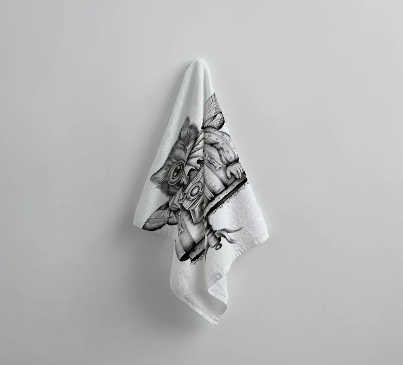 Cat towel by Maria Vdovichenko