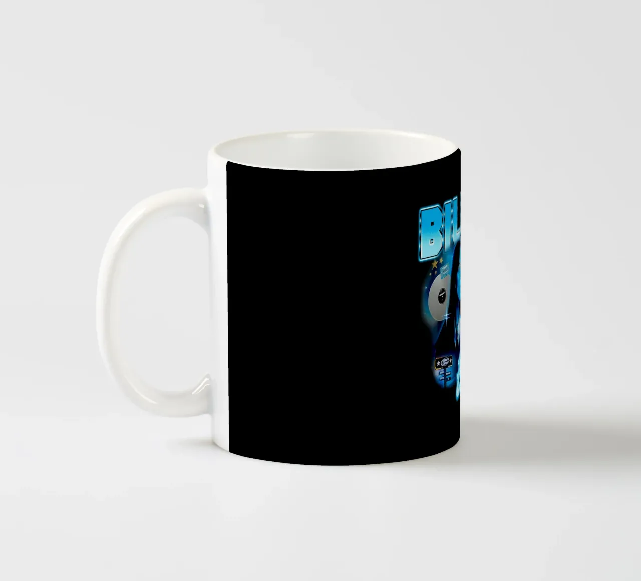 Vintage Bootleg V4 Billie Eilish tazza in ceramica da https://www.juniqe.com/uk/shop/Henndraws