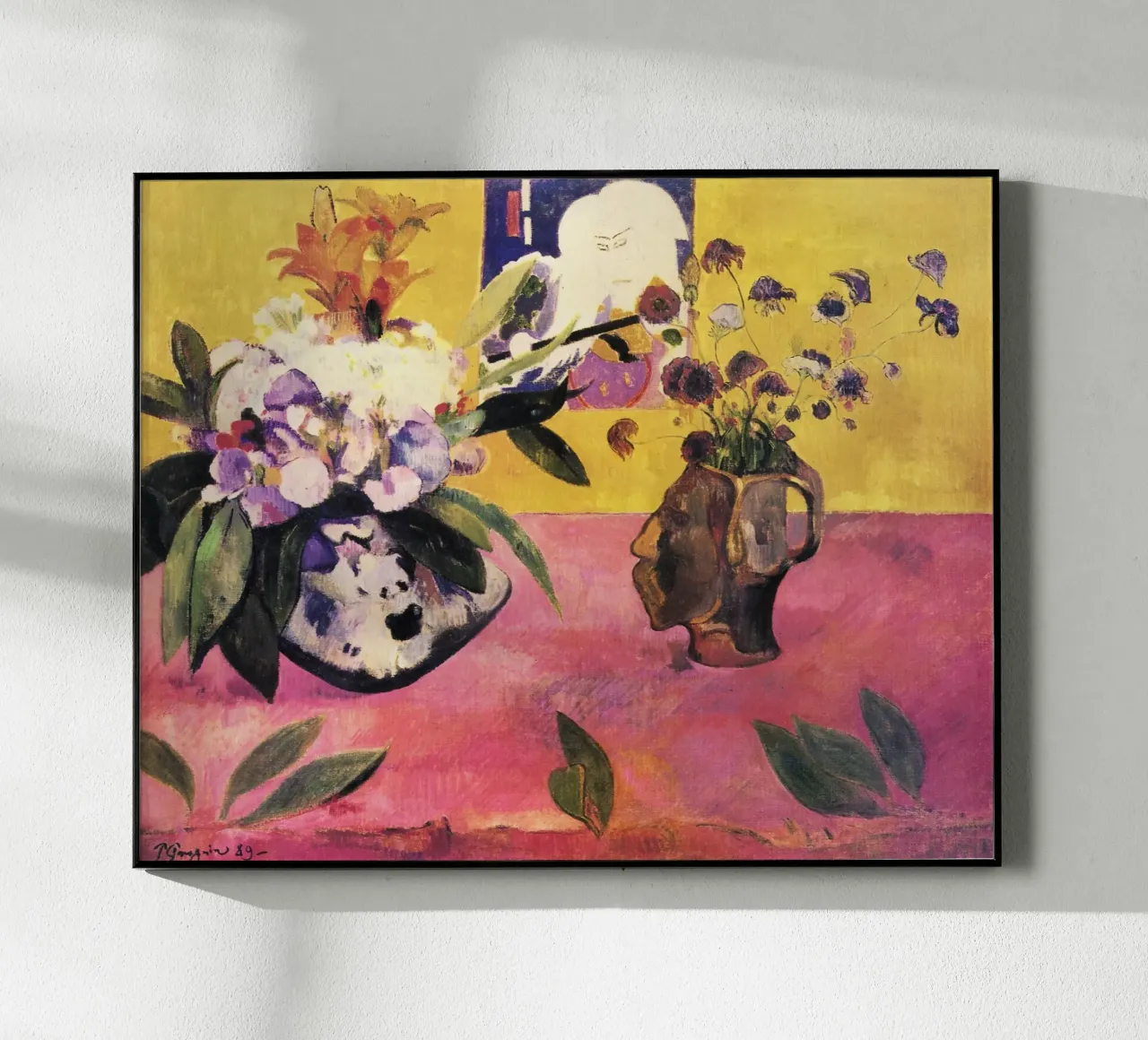Natura morta con vaso a forma di testa e xilografia giapponese plexiglass da Venus Art