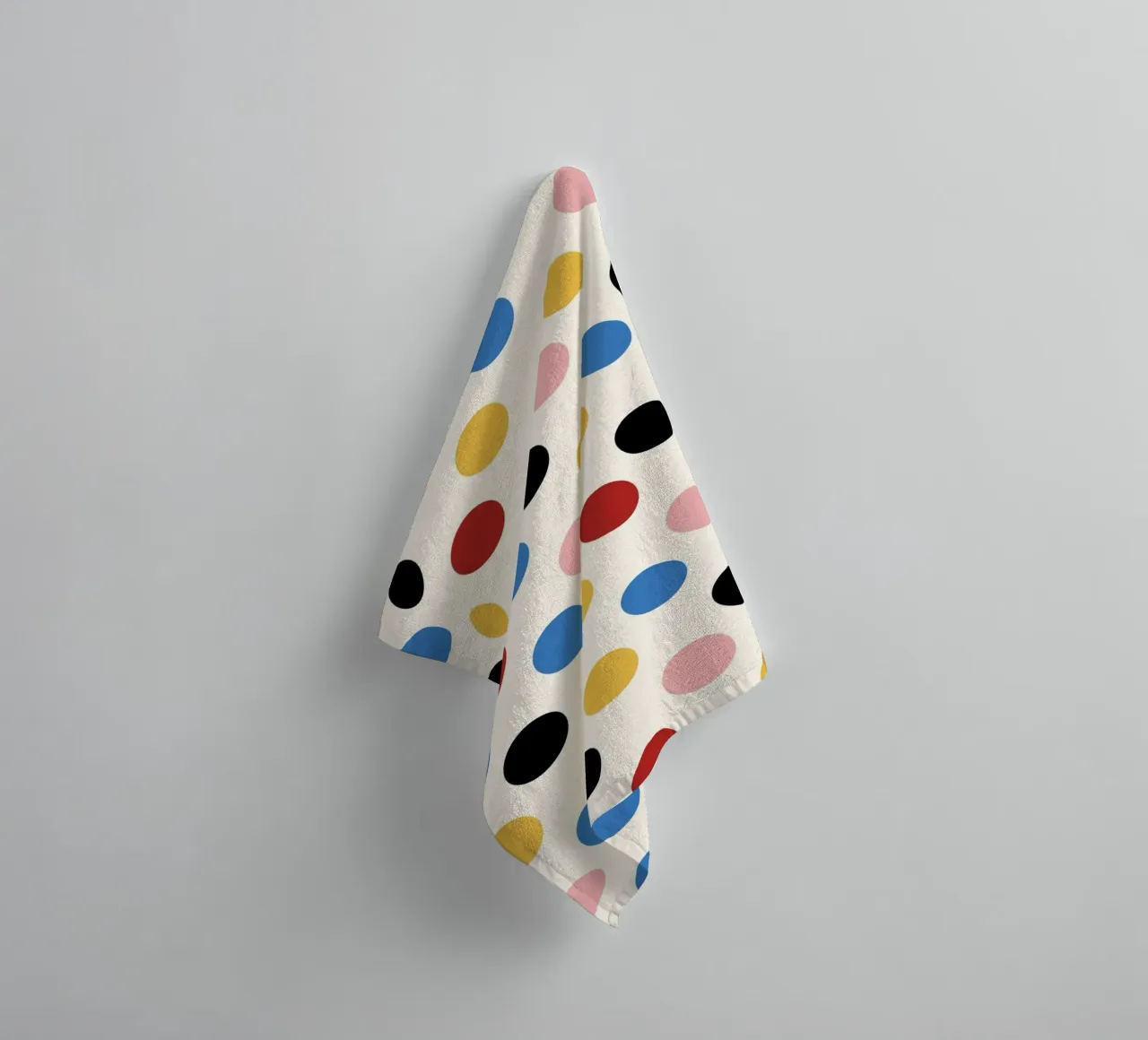 Colorful polka dots asciugamano da bagno da TijanaArtStudio88