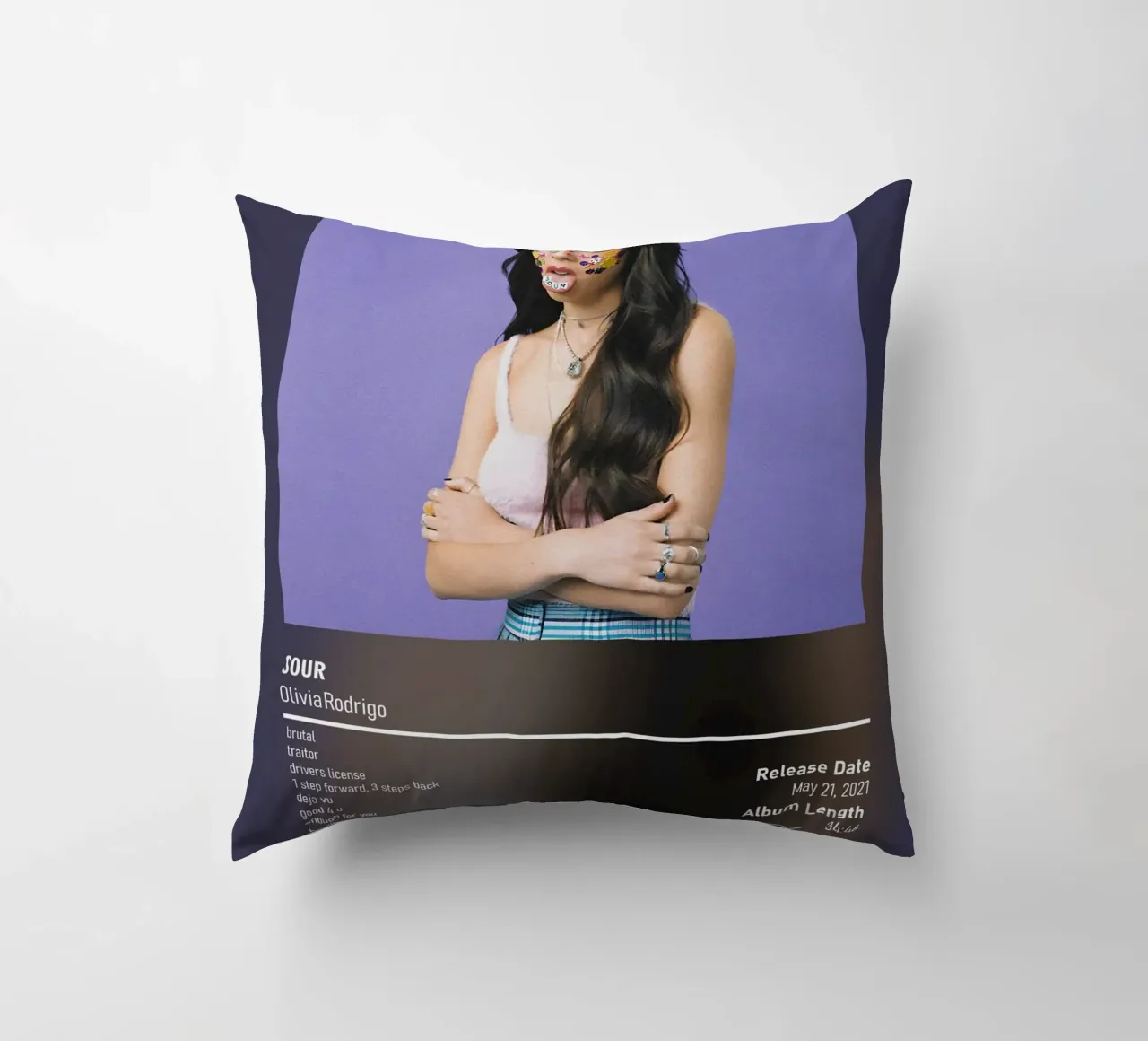 SOUR (2021) by Olivia Rodrigo cuscino da DGUnder