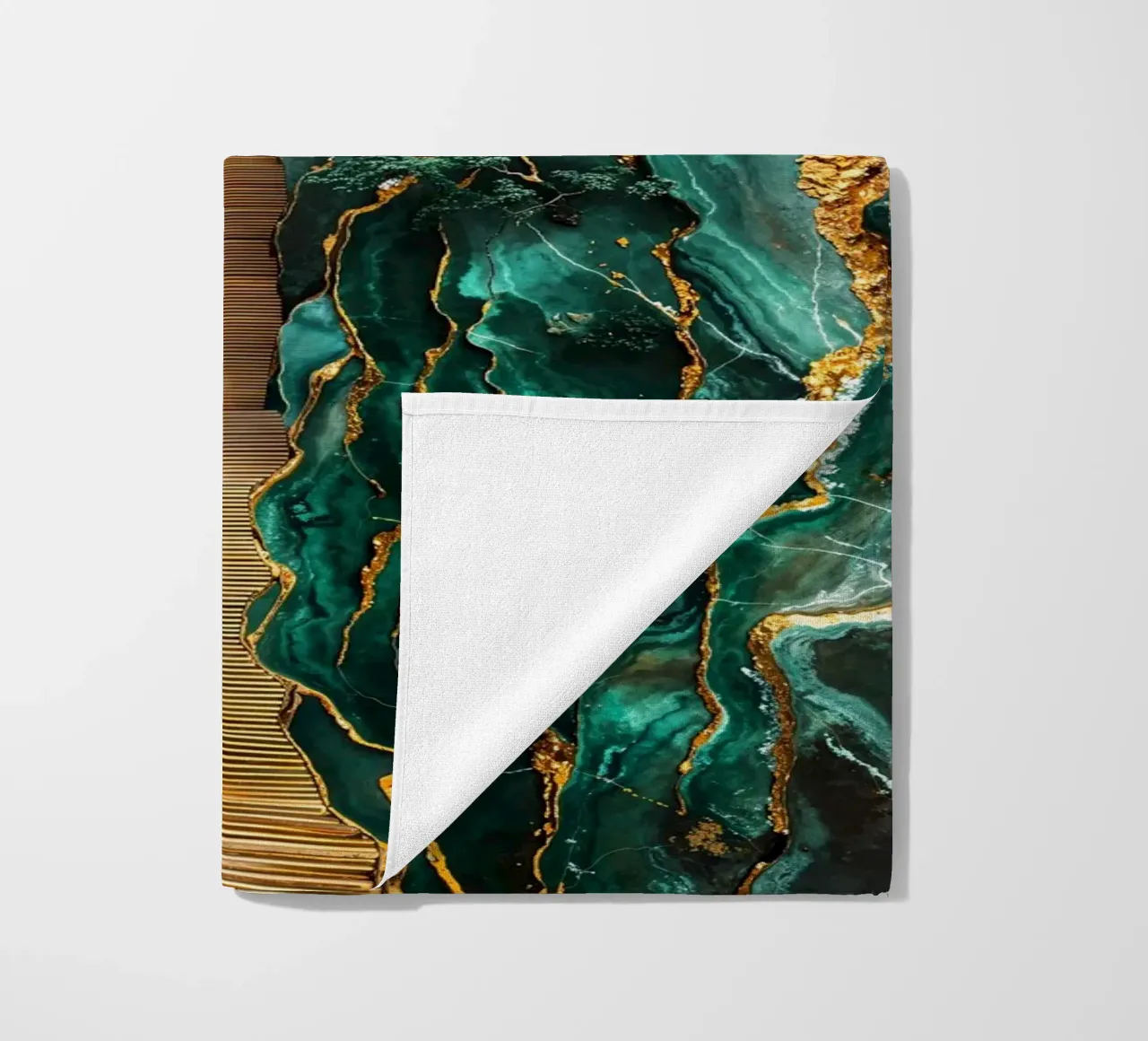 Jade Mountain Torii Path telo mare da Pixaverse