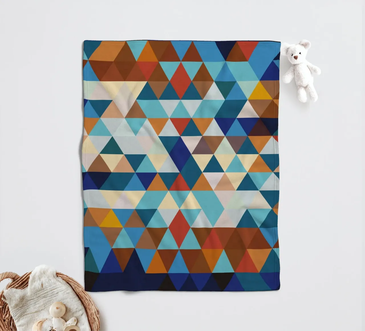 Geometrische Komposition in Blau und Braun fleece blanket by Petra Lang