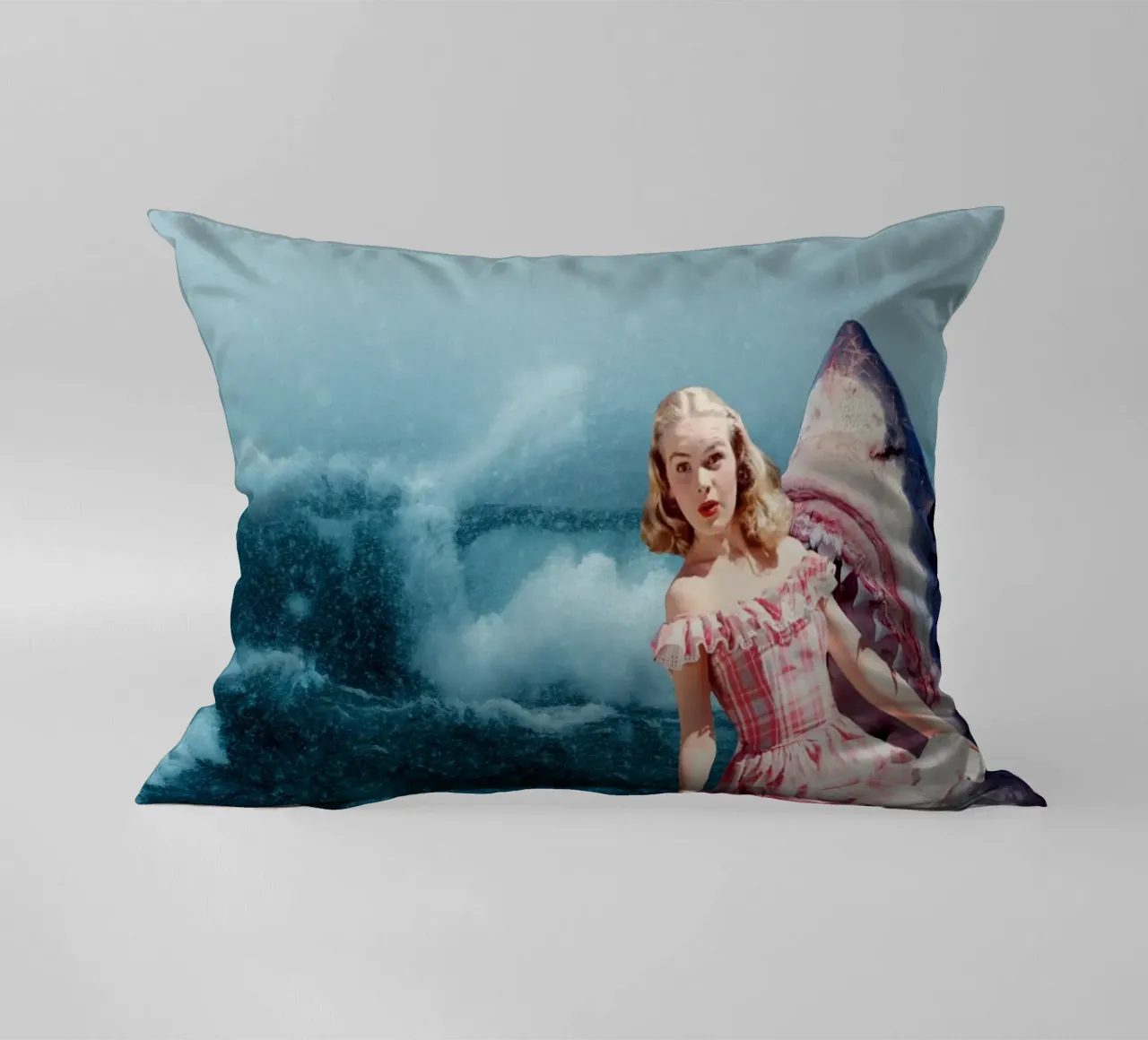 Oops (Girl & Shark) cuscino da MsGonzalez
