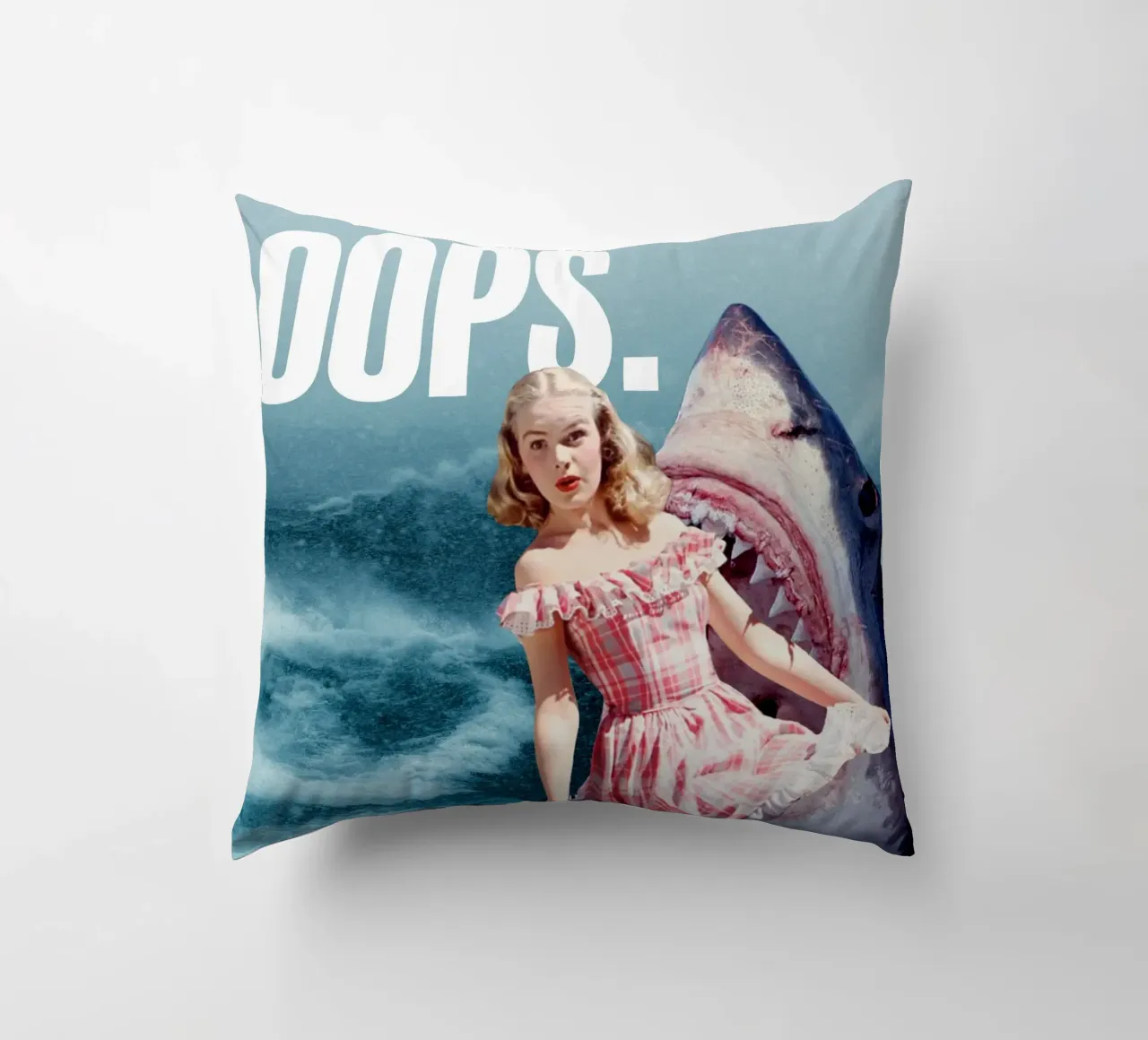 Oops (Girl & Shark) cuscino da MsGonzalez