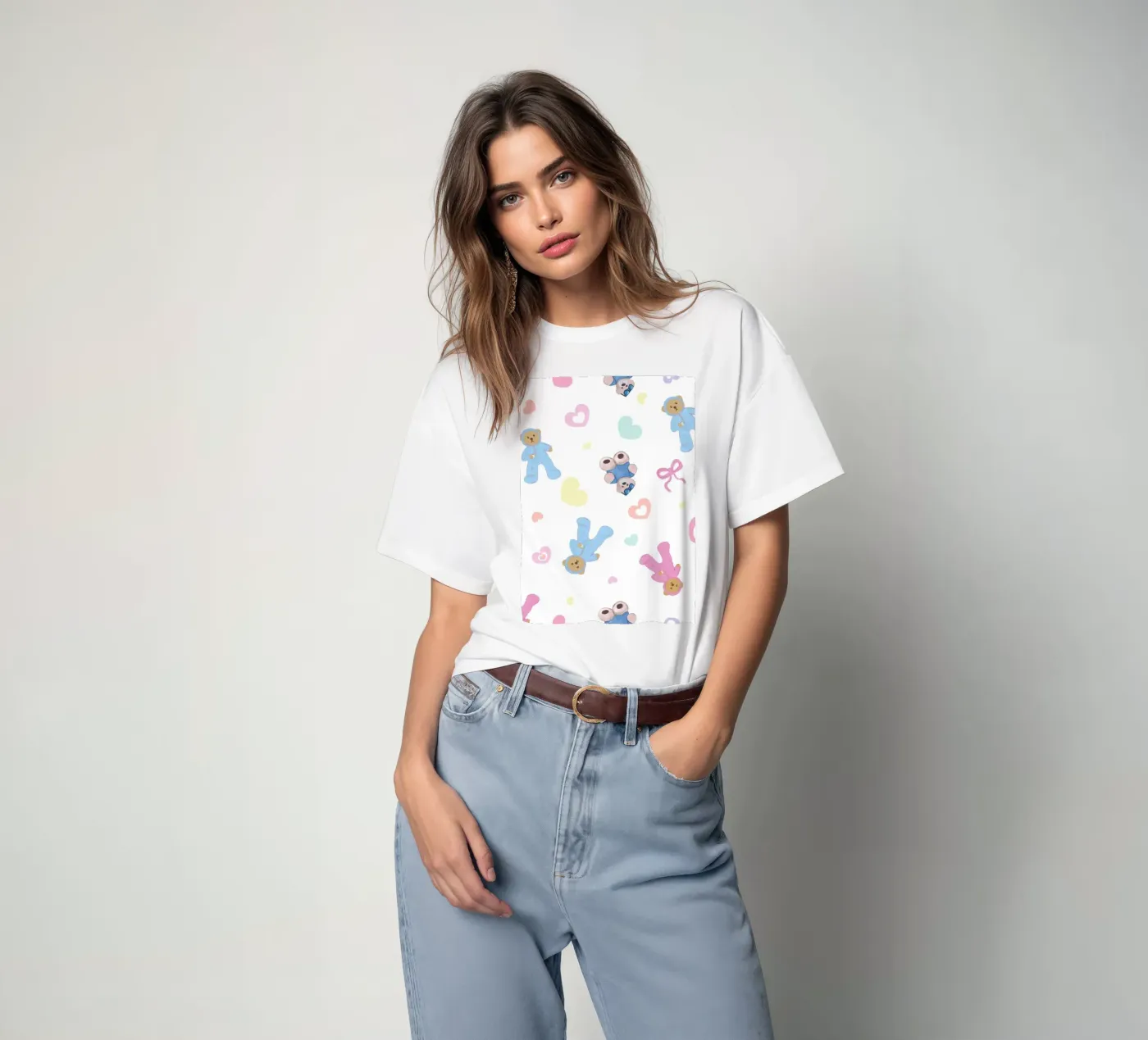 Cute bear pattern t-shirt by gulsengunel