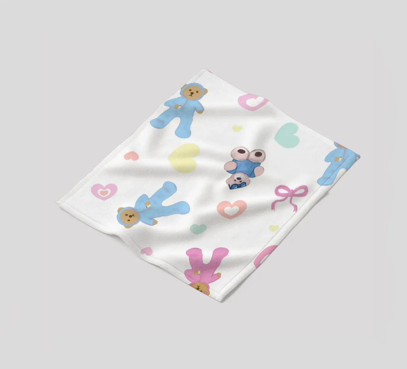 Cute bear pattern fleece blanket by gulsengunel