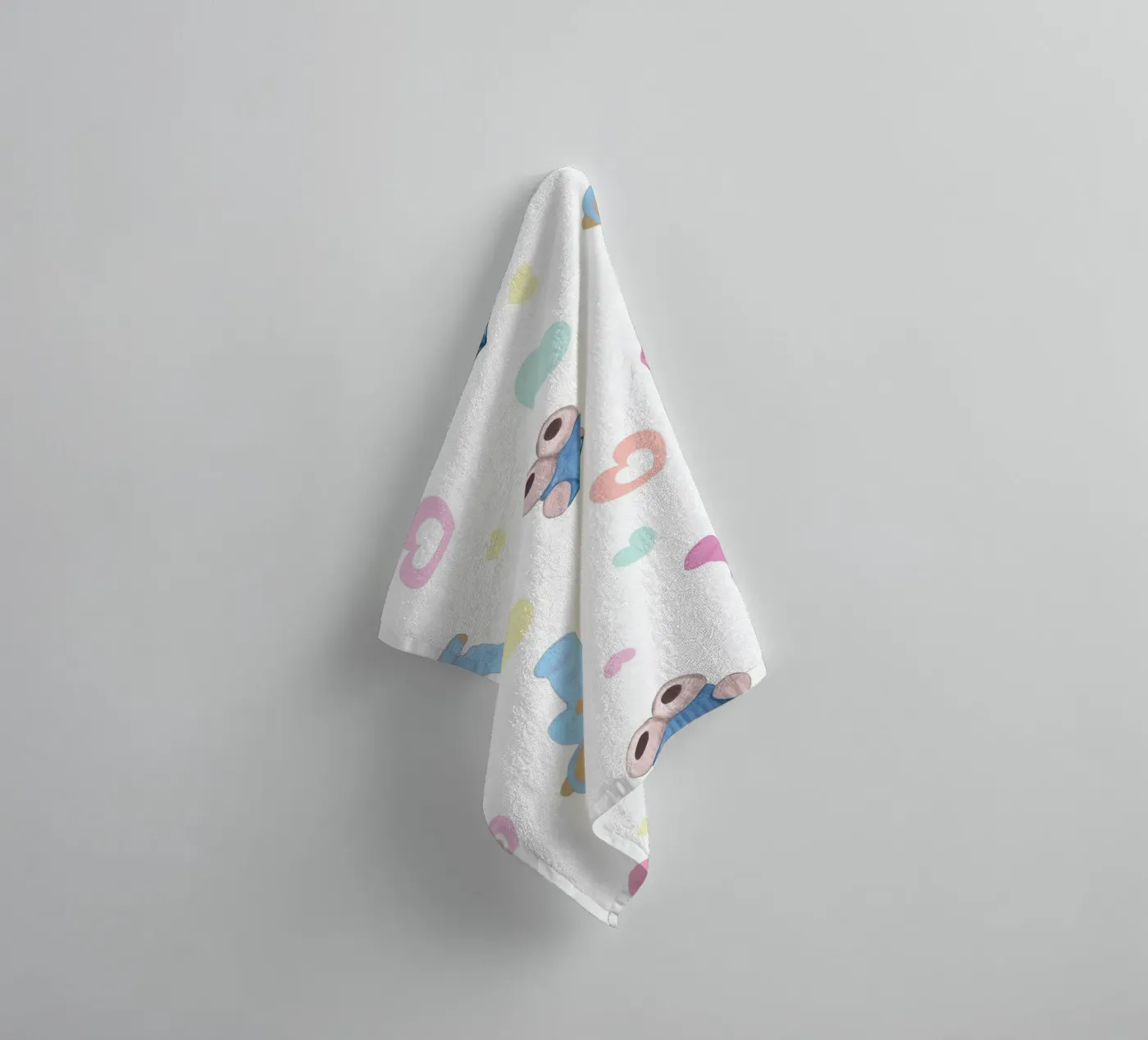 Cute bear pattern towel by gulsengunel