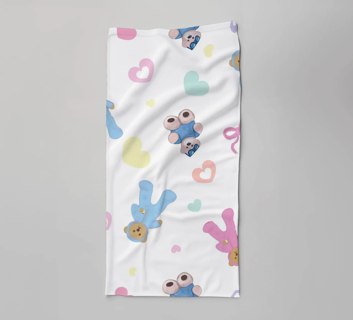Cute bear pattern towel by gulsengunel