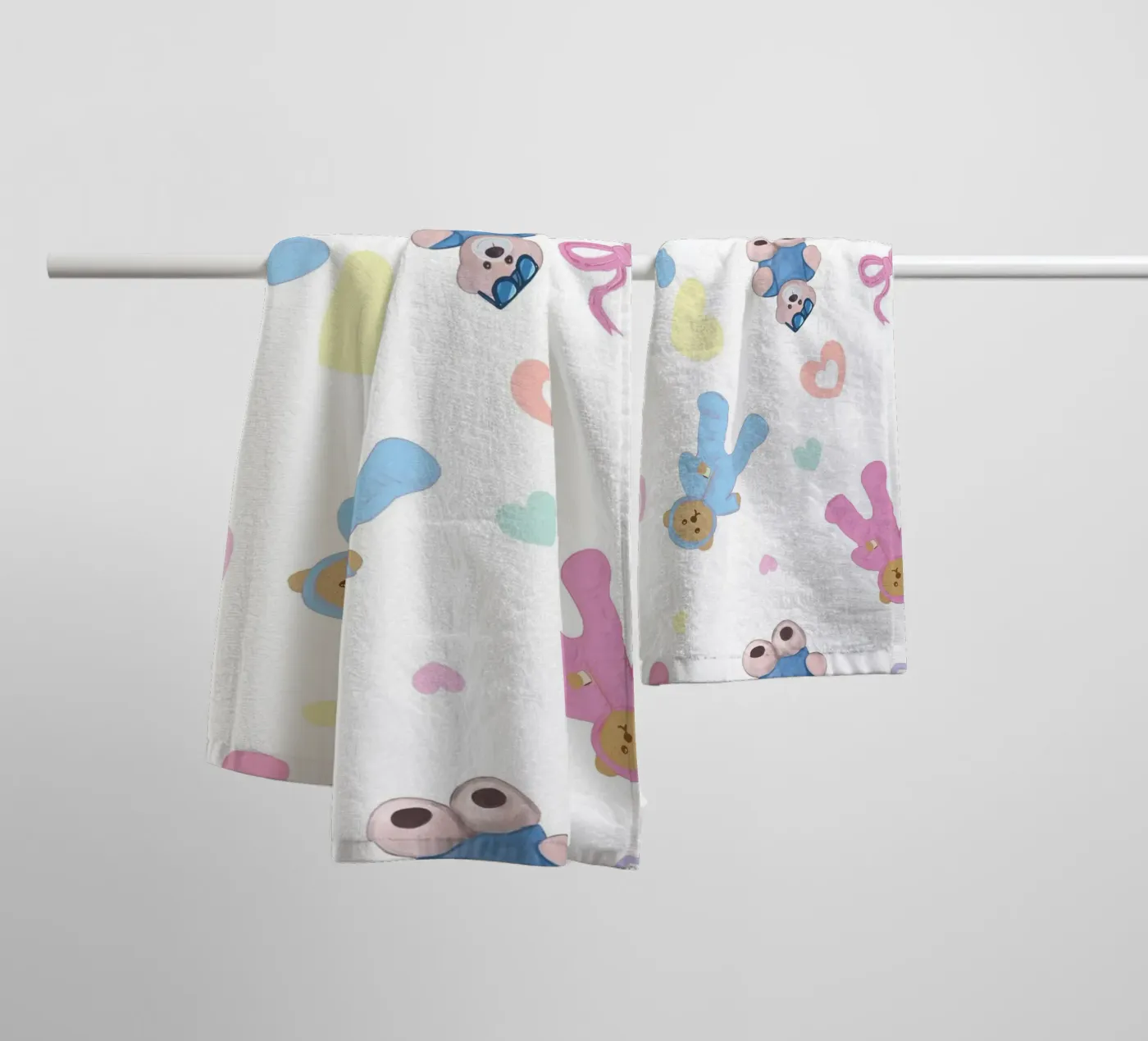 Cute bear pattern towel by gulsengunel