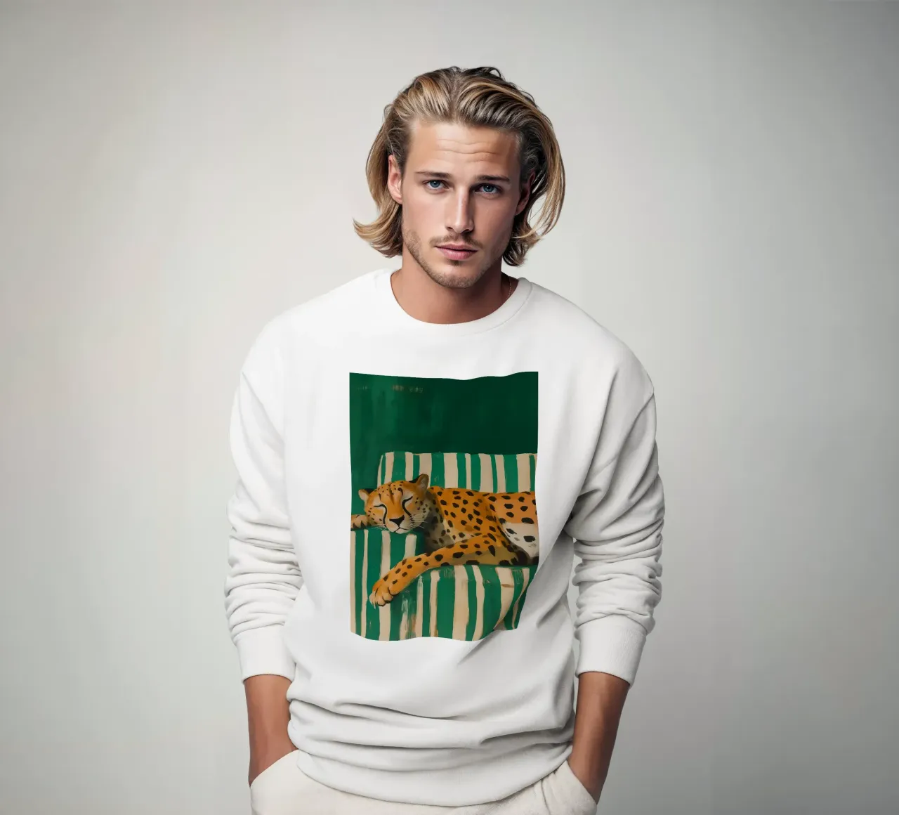 Lazy Cheetah on a Striped Couch felpa da Attaboy Dsgn