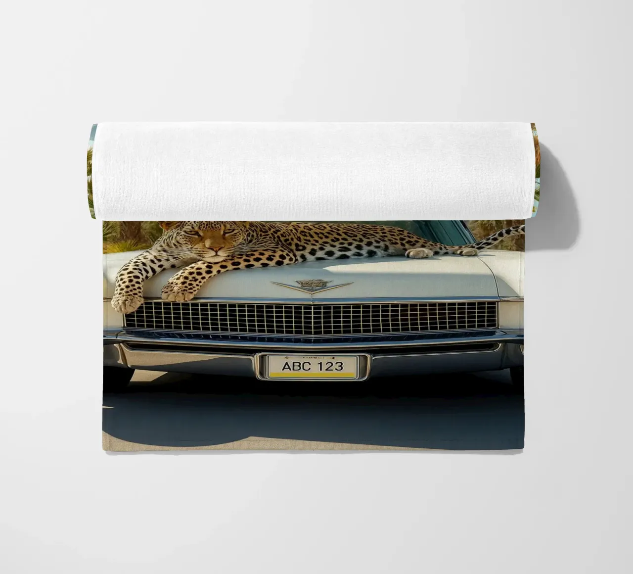 Desert Cool – Leopard telo mare da Attaboy Dsgn
