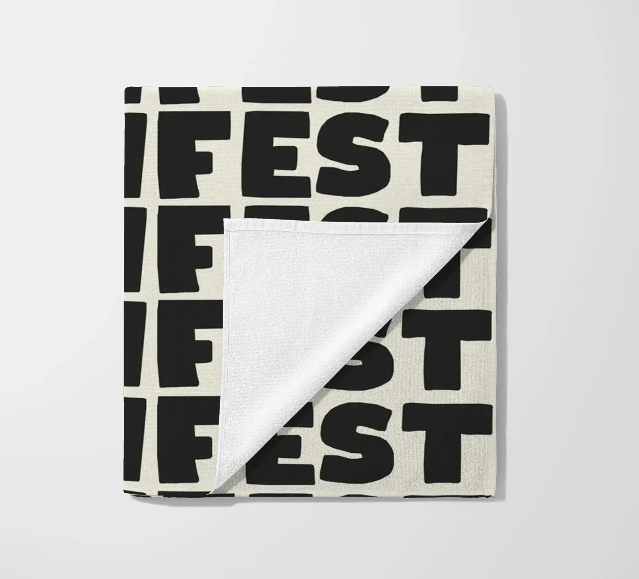 Manifest – Power in Stillness telo mare da Attaboy Dsgn