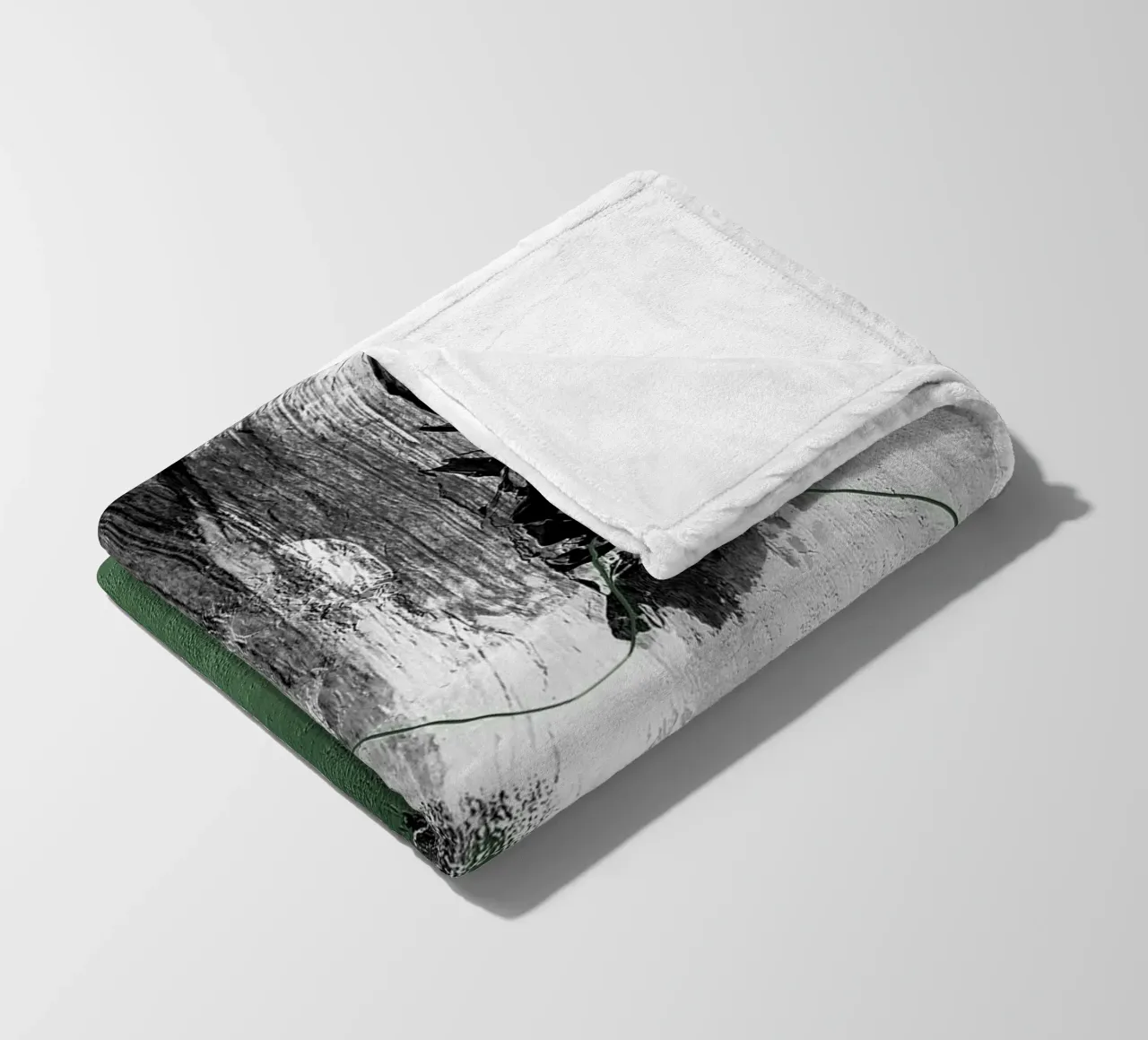 abstract black, gray, and green brushstrokes coperta in pile da vintageshop