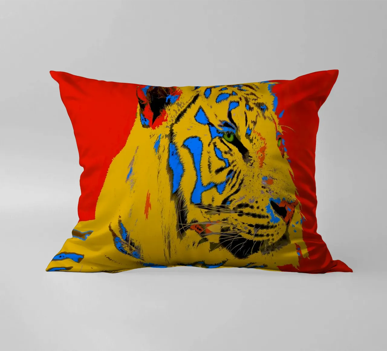 Tiger Pop Art red cuscino da Happy 😃 Art 🎨 by Christine Schnoell