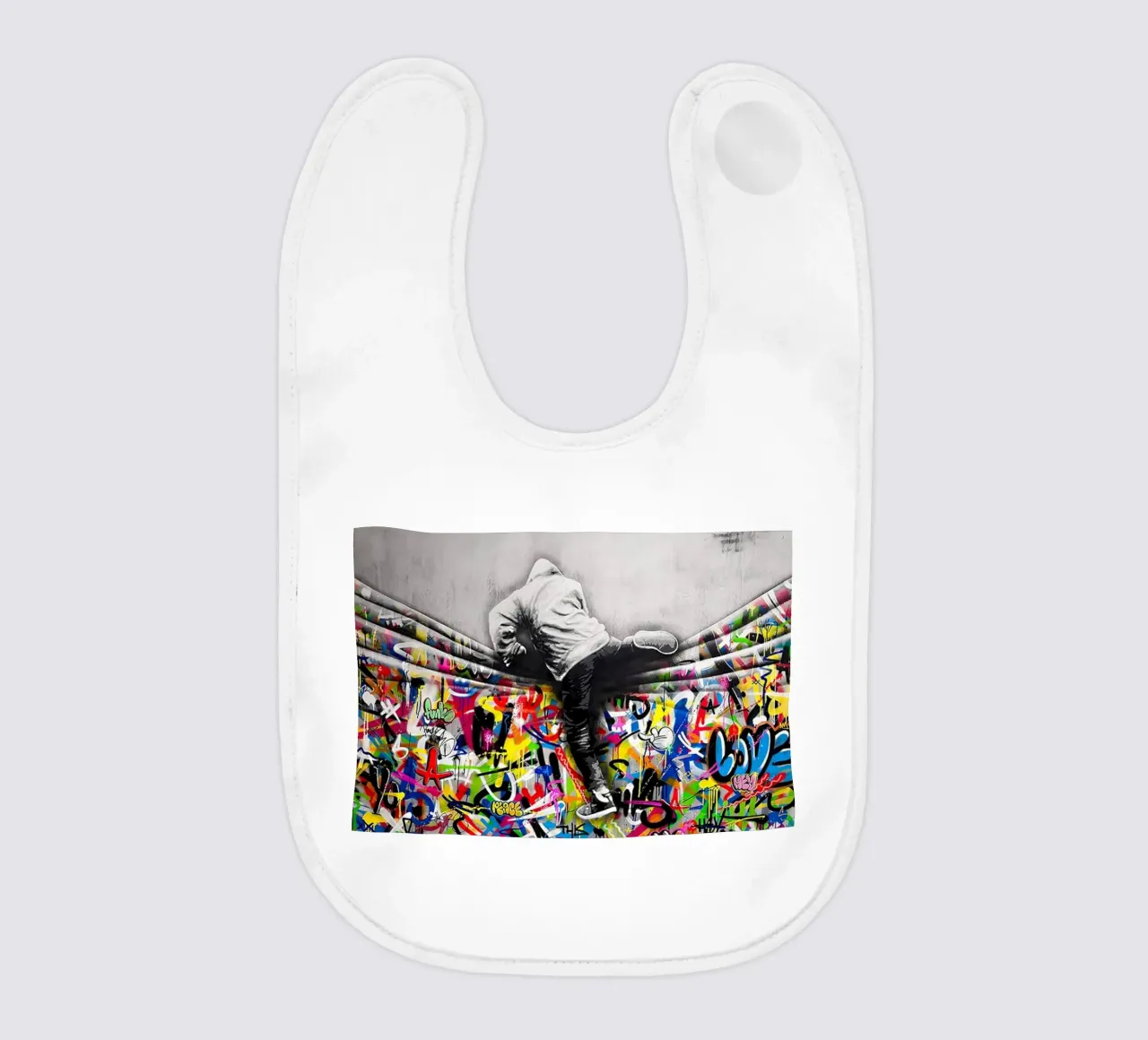 The Graffiti Art baby bib by Martin studio