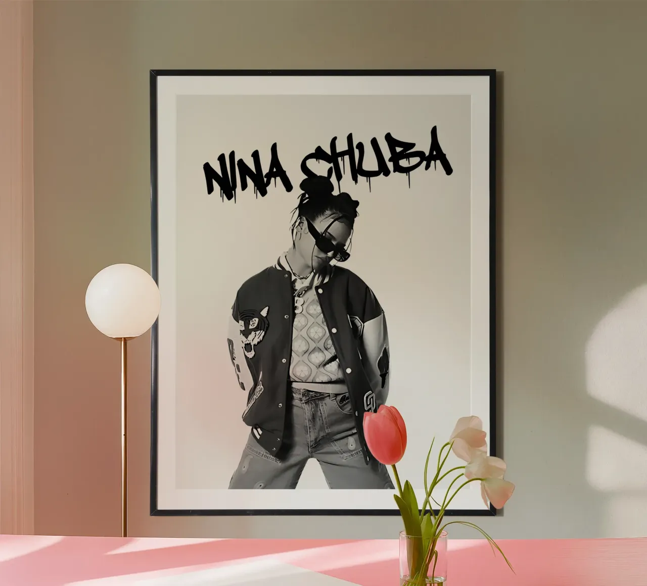 Nina Chuba poster met kunststof frame van AudioLibrary