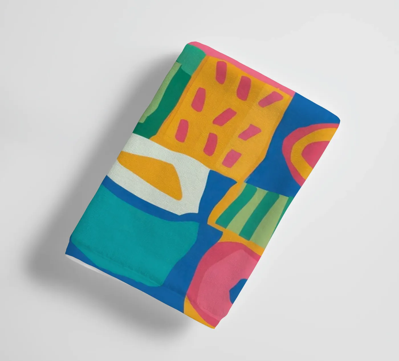 Vibrant Textile Patchwork Handtuch von Reds Jays