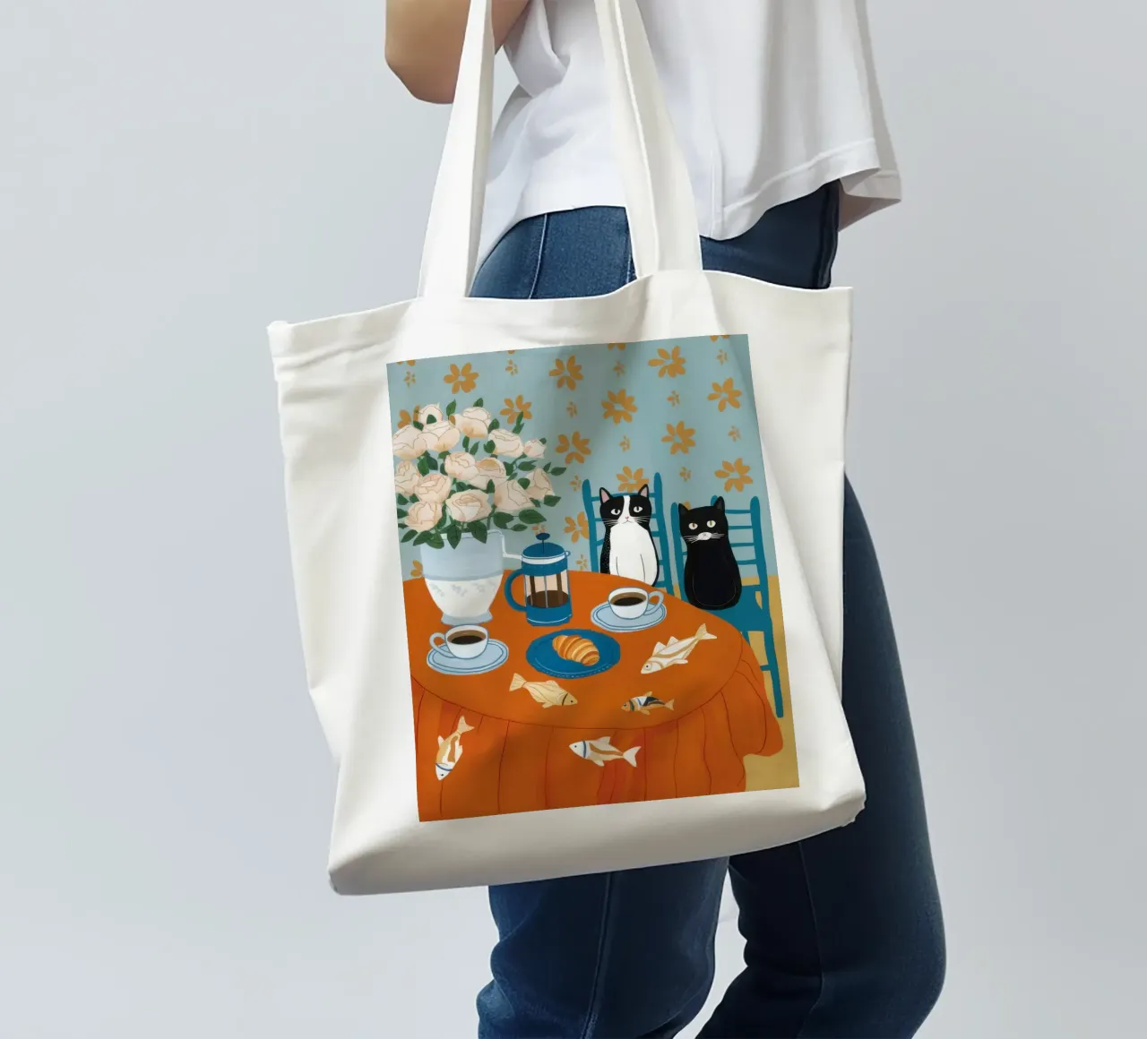 Feline Fish Feast Jutebeutel von Flock Reverie