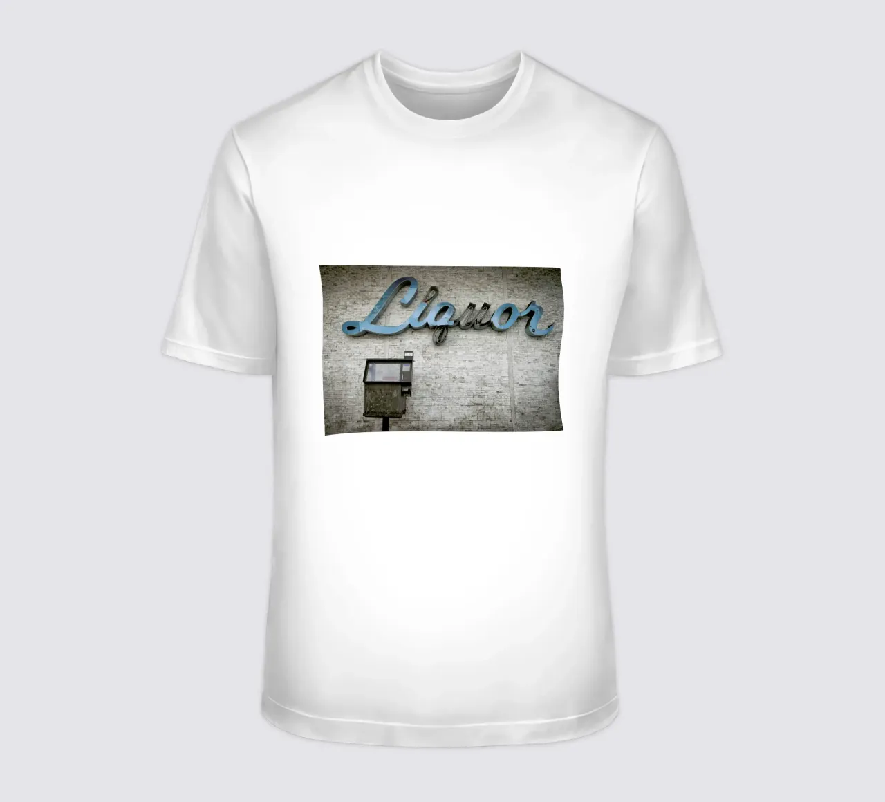 Liquor Sign t-shirt da Marc Gruninger