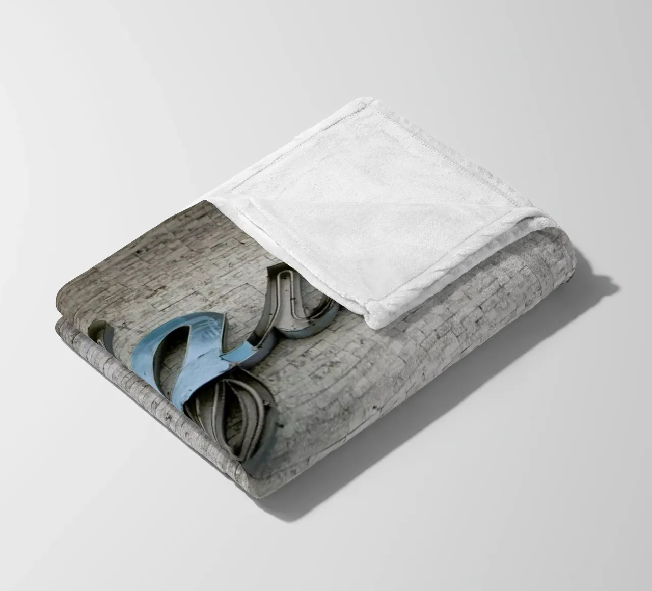 Liquor Sign coperta in pile da Marc Gruninger
