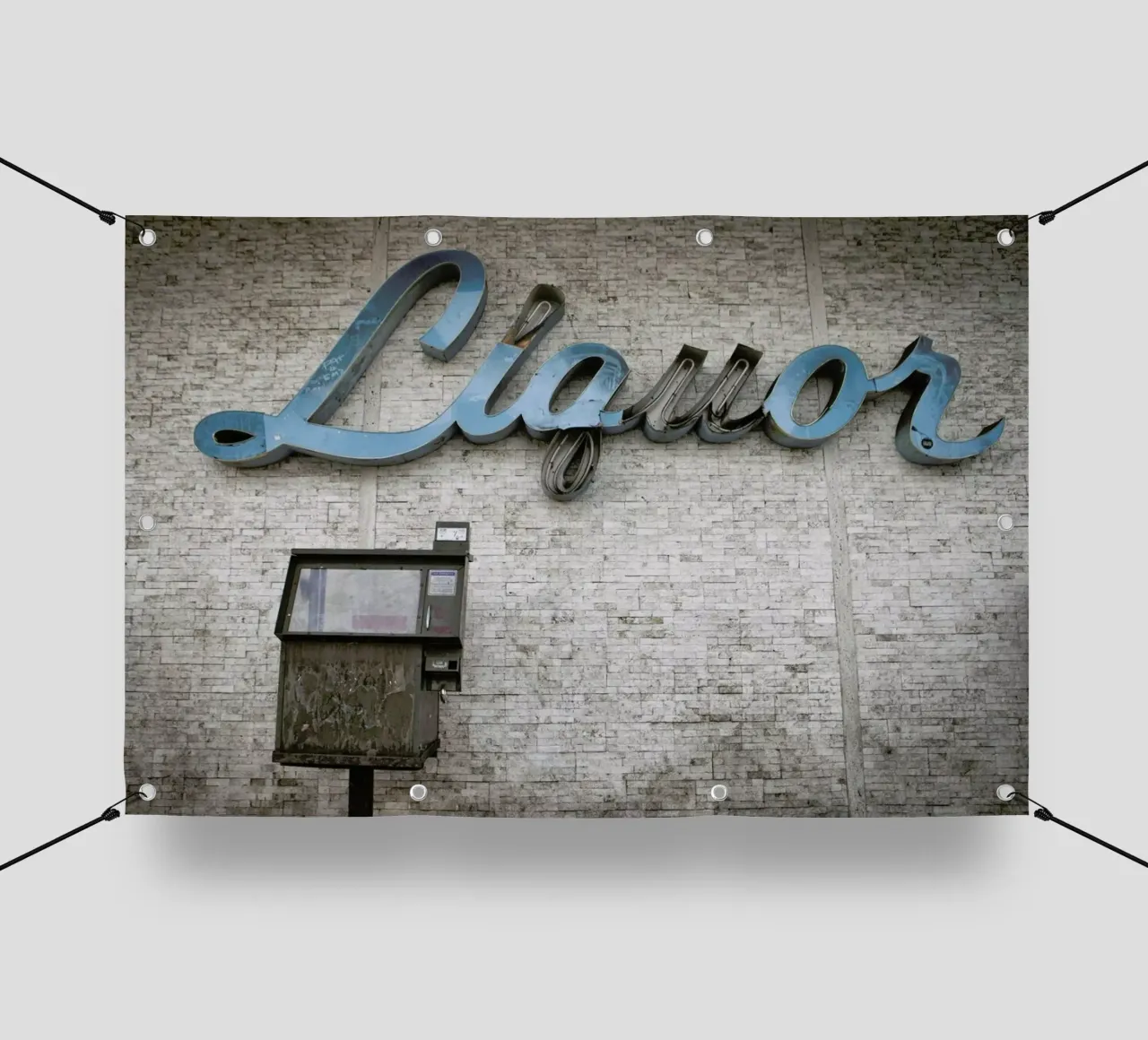 Liquor Sign telo in pvc da Marc Gruninger