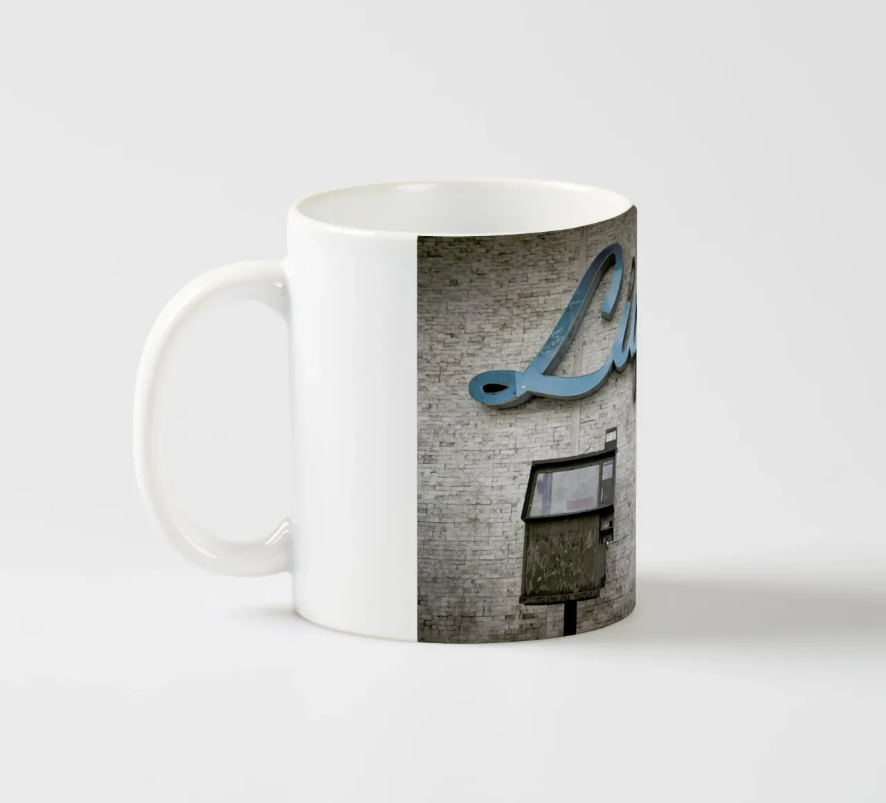 Liquor Sign tazza in ceramica da Marc Gruninger