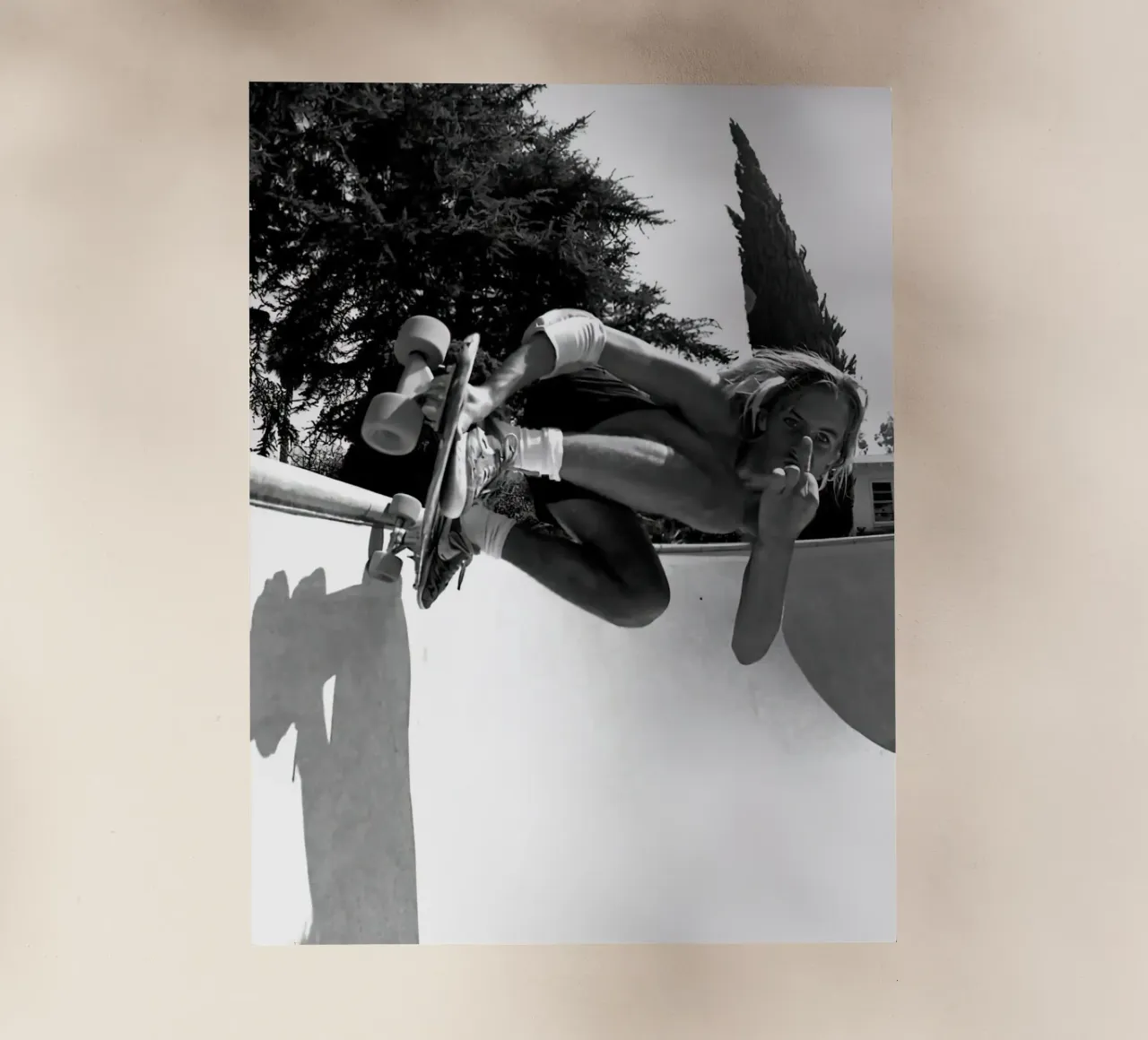 Lo skateboard F You pellicola backlit da Black And White