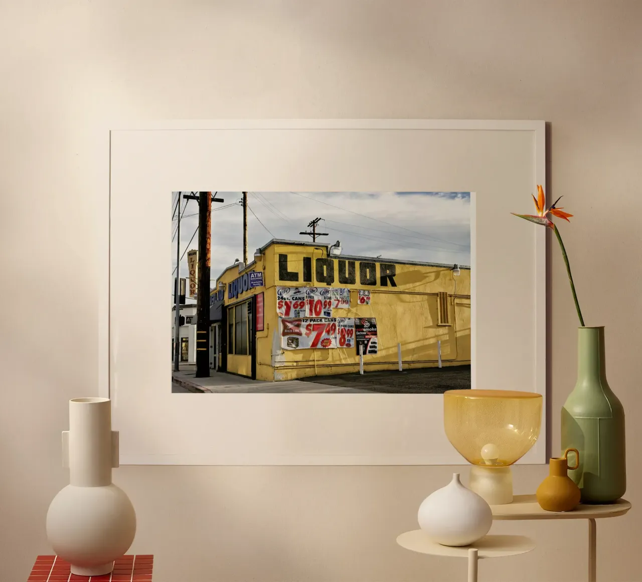 Liquor Store Culver City poster con telaio in plastica da Marc Gruninger