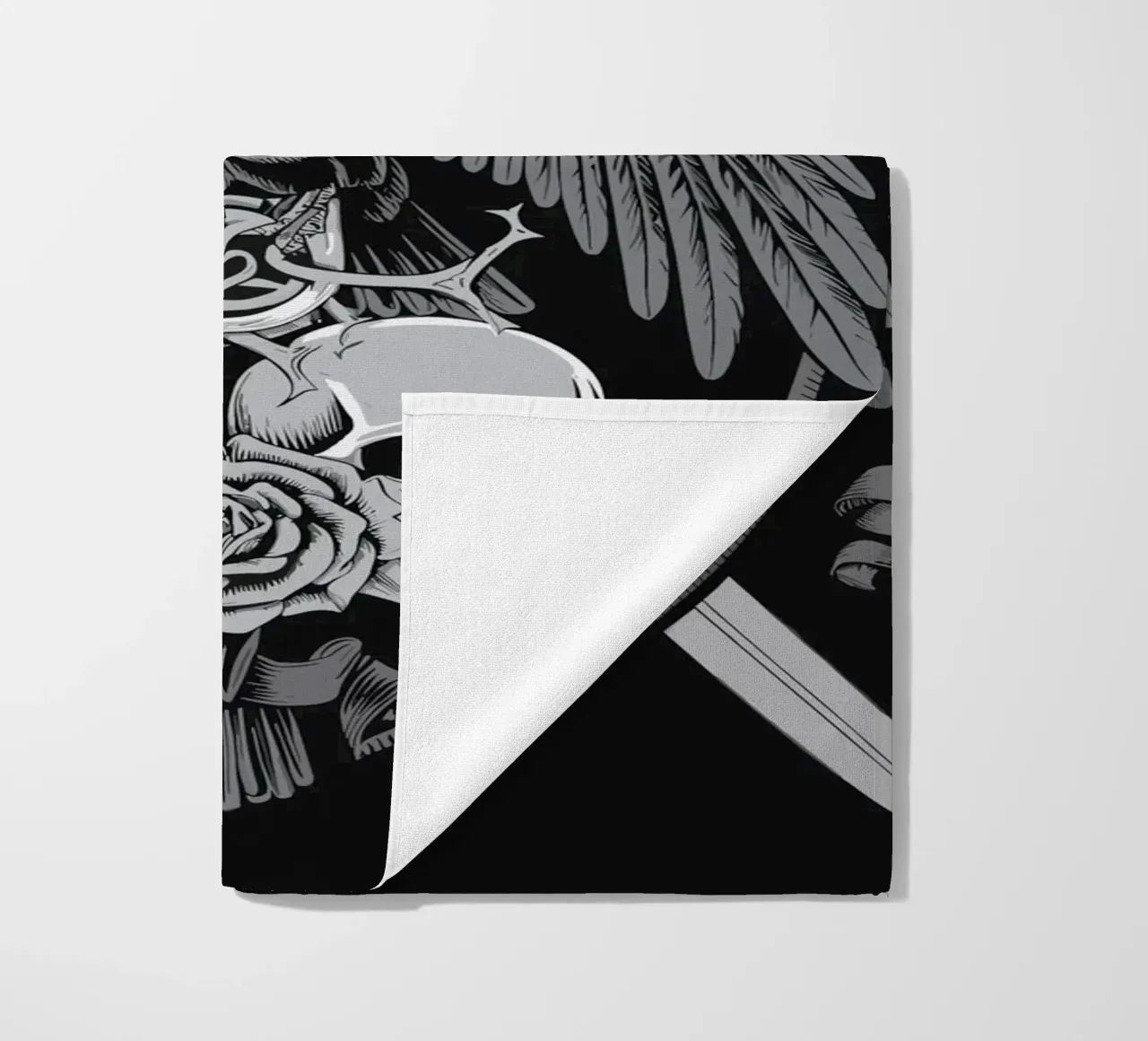 Stemma con corvo e teschi telo mare da pixelbull - medieval art and more