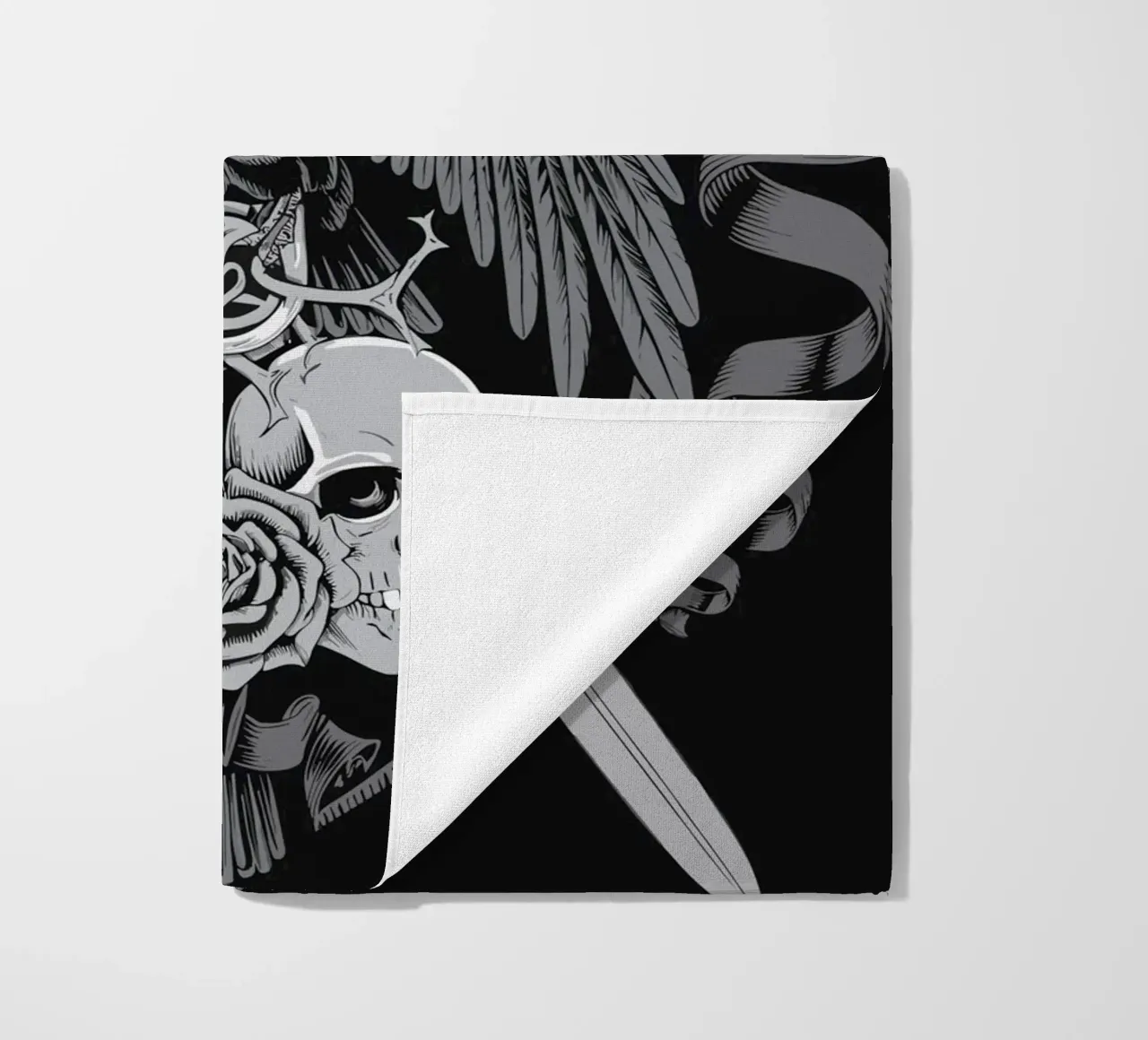 Stemma con corvo e teschi telo mare da pixelbull - medieval art and more