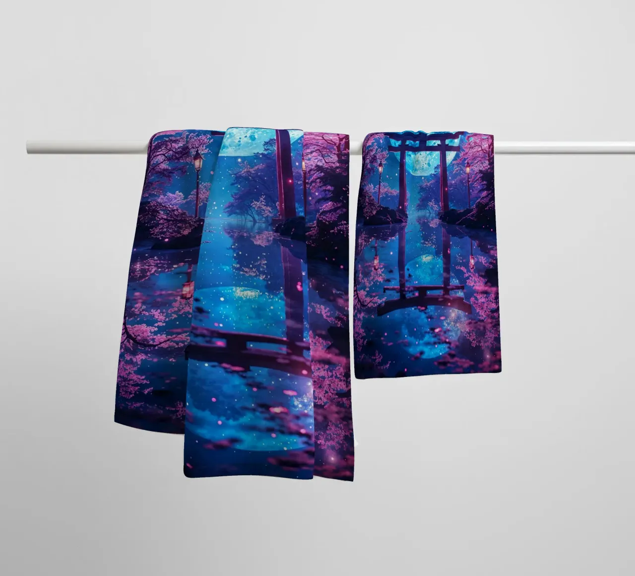 Enchanted Moonlit Torii asciugamano da bagno da Pixaverse