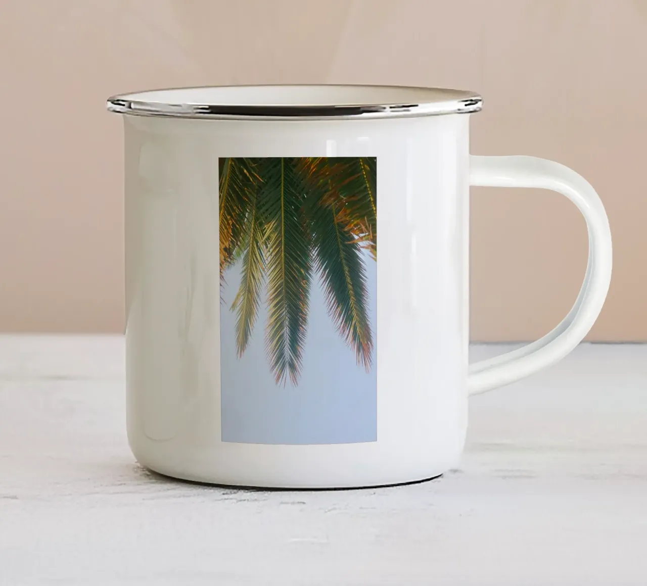 fronda di palma tazza in smalto da Earthly Visions