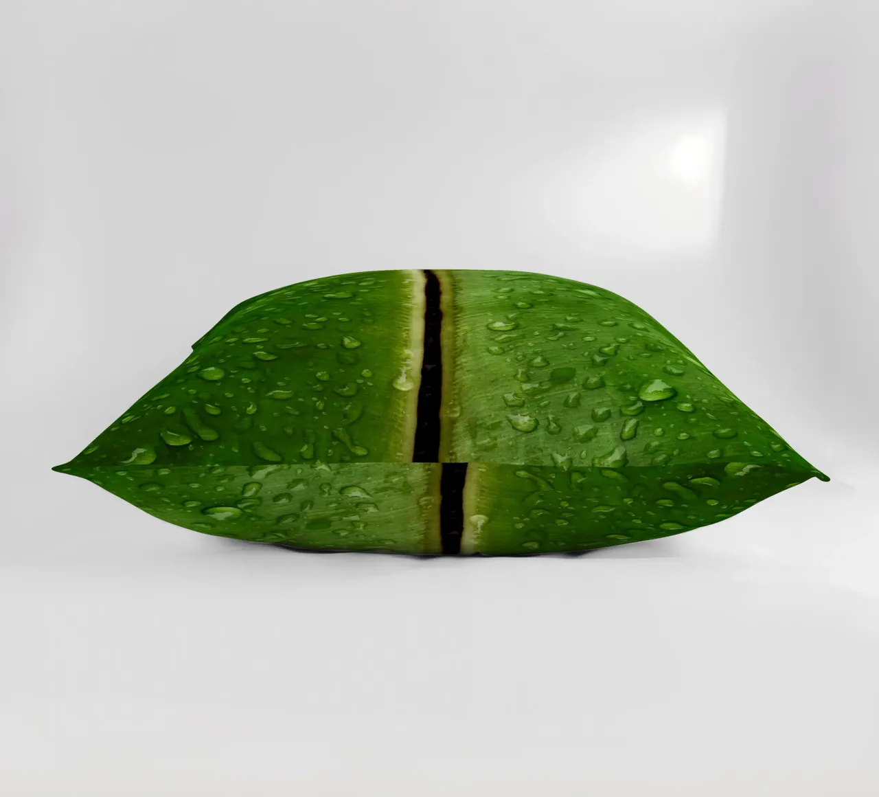 foglia di banana tropicale cuscino da Earthly Visions