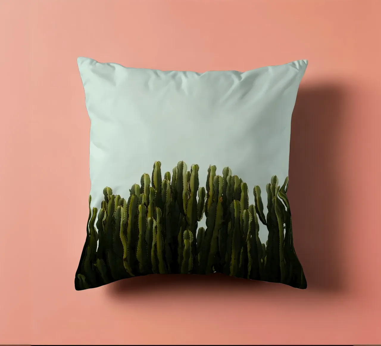 verde cactus cuscino da Earthly Visions
