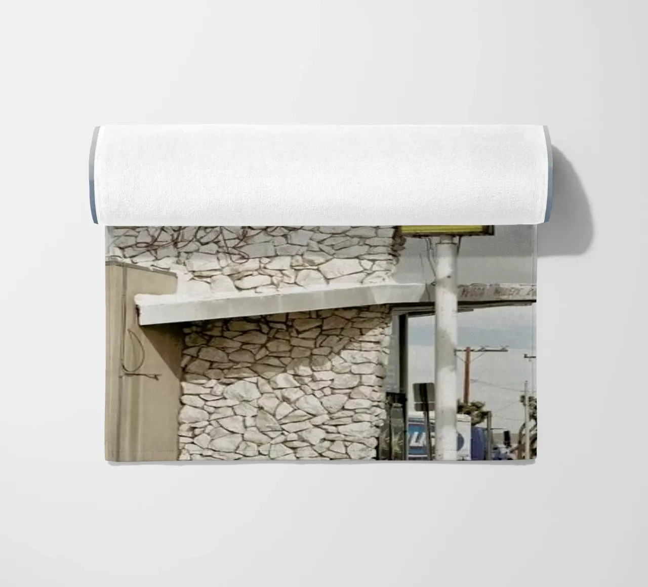 Liquor Store Yucca Valley telo mare da Marc Gruninger