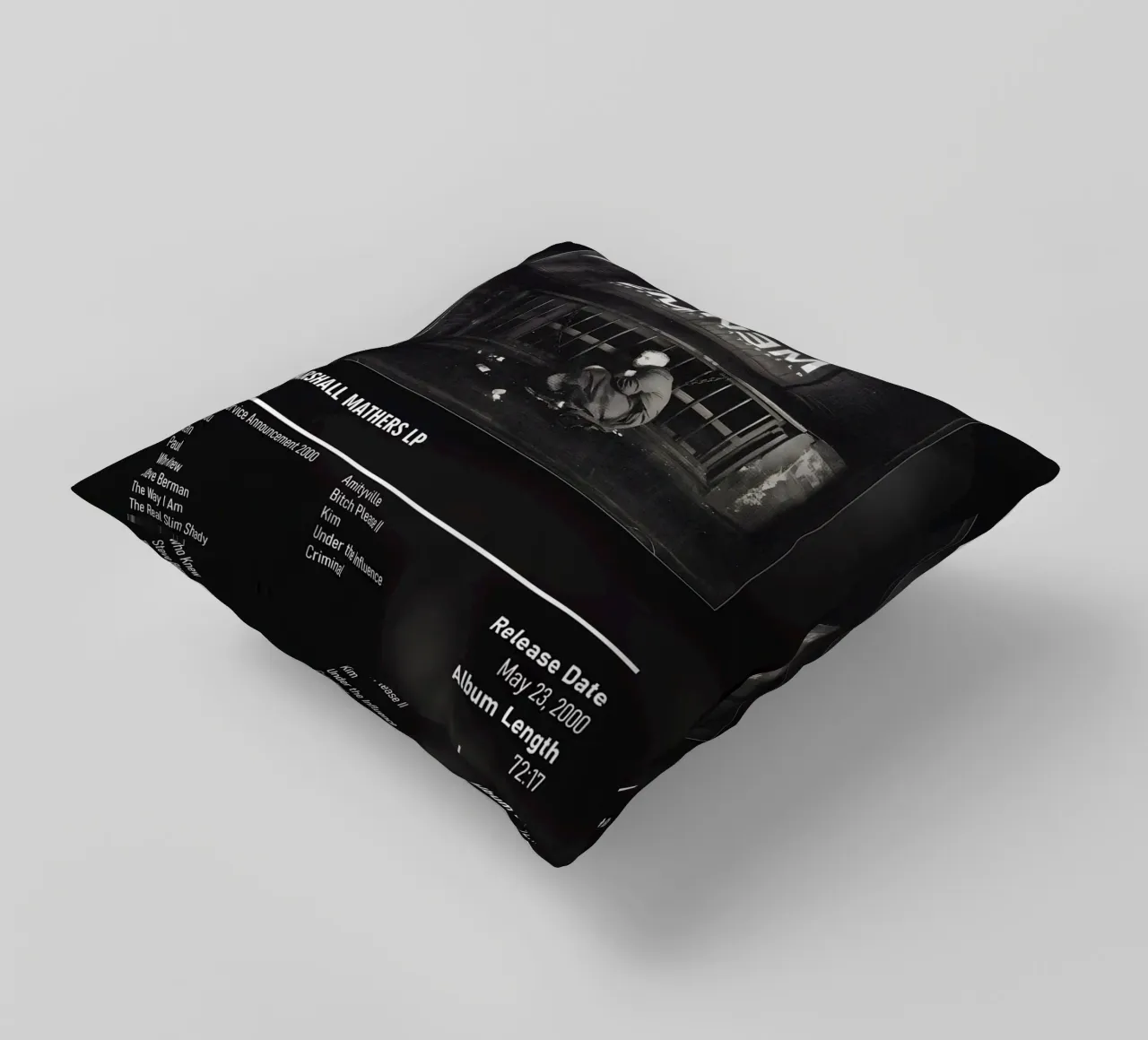 The Marshall Mathers LP (2000) by Eminem cuscino da DGUnder