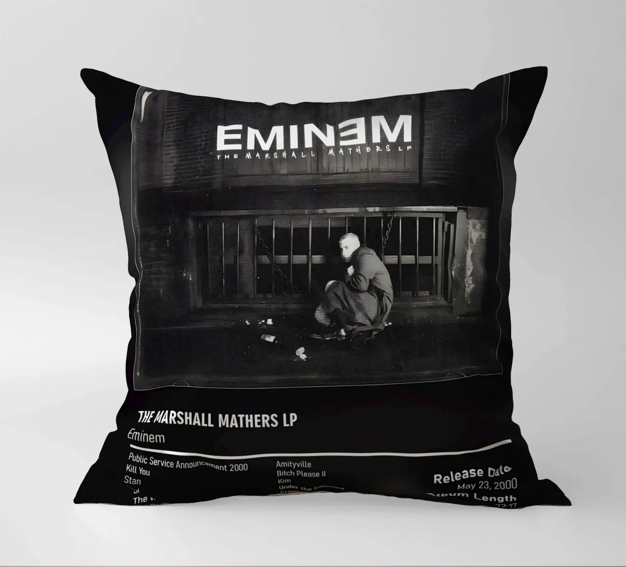 The Marshall Mathers LP (2000) by Eminem cuscino da DGUnder