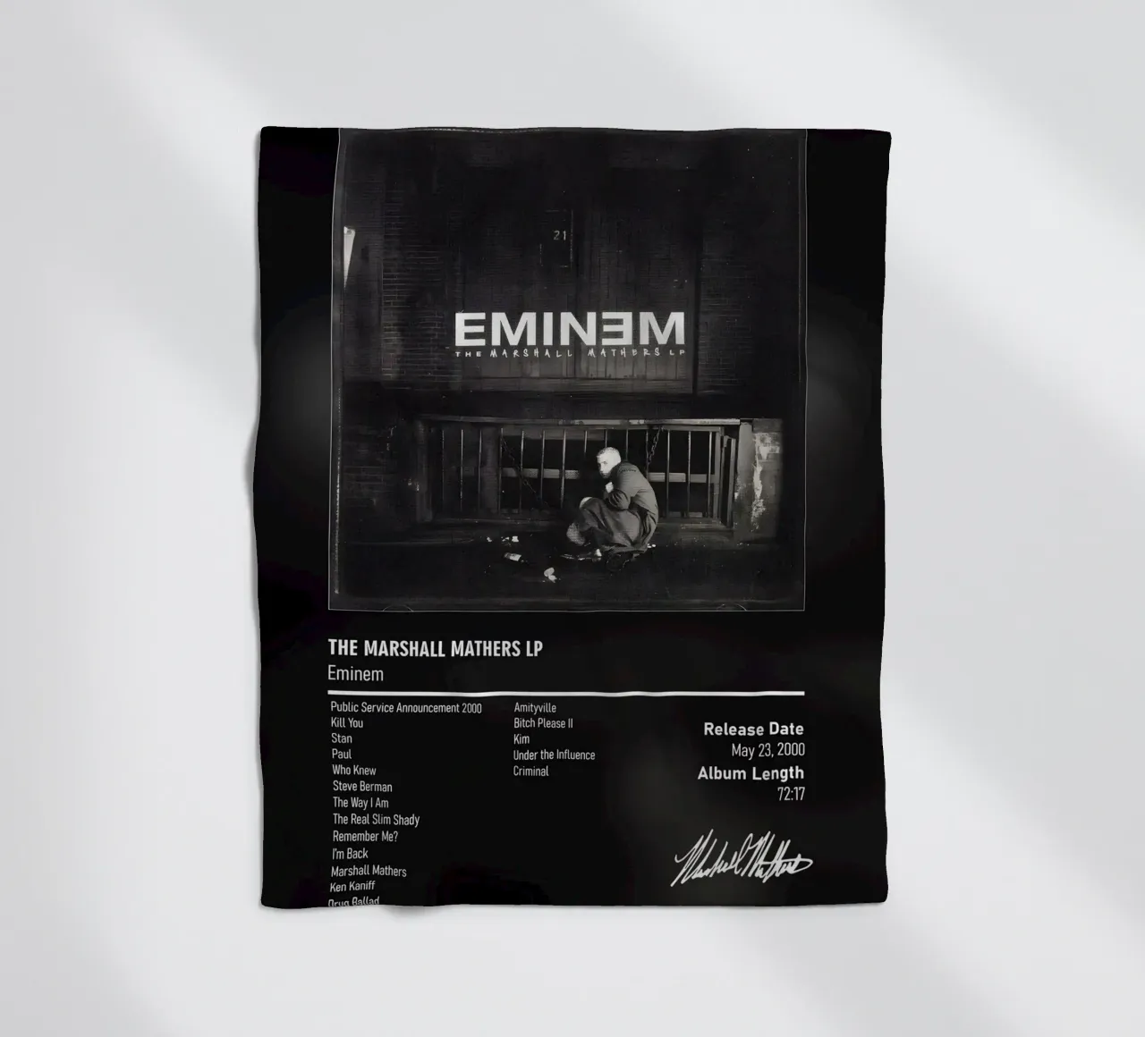 The Marshall Mathers LP (2000) by Eminem coperta in pile da DGUnder
