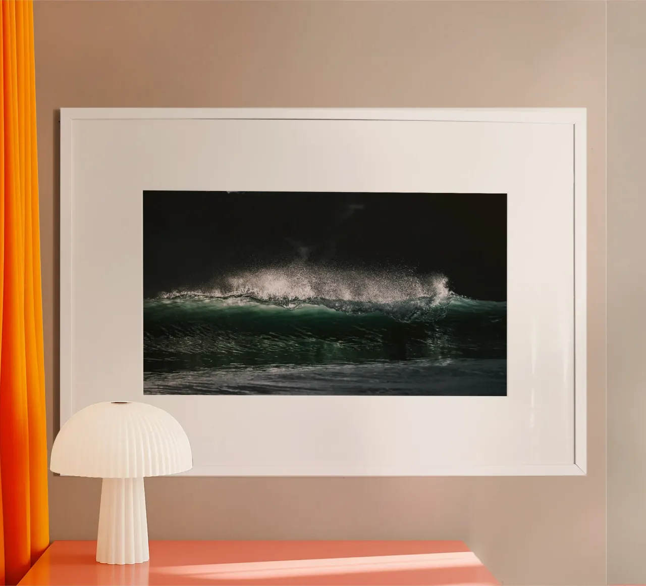 Silenzio d'acqua salata poster con telaio in legno da PhotoVibe Decor
