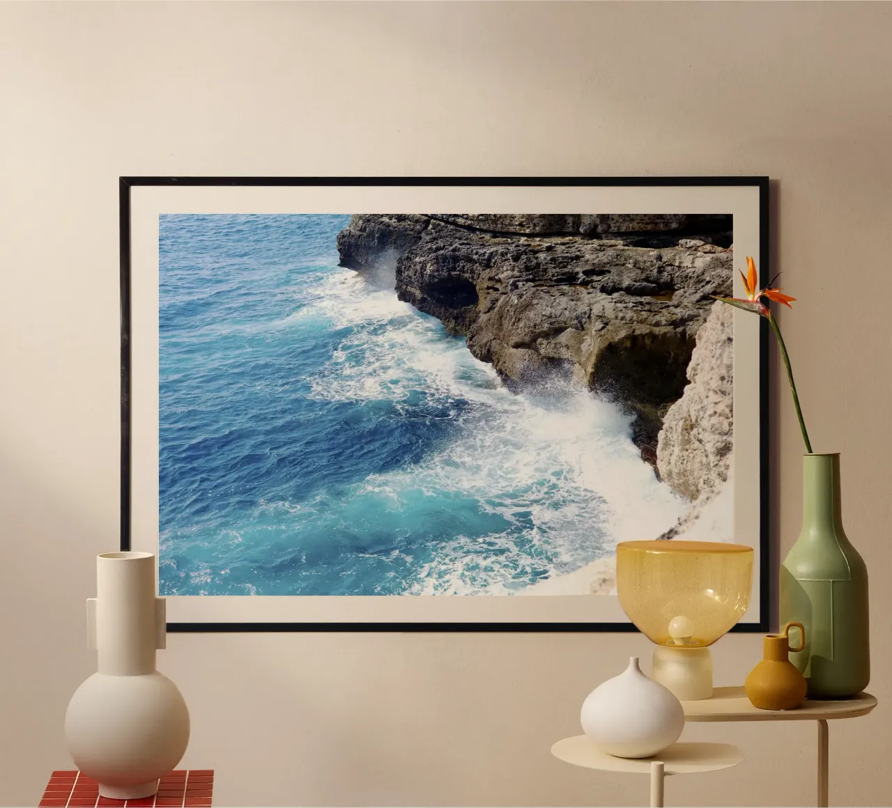 Silenzio d'acqua salata poster con telaio in plastica da PhotoVibe Decor