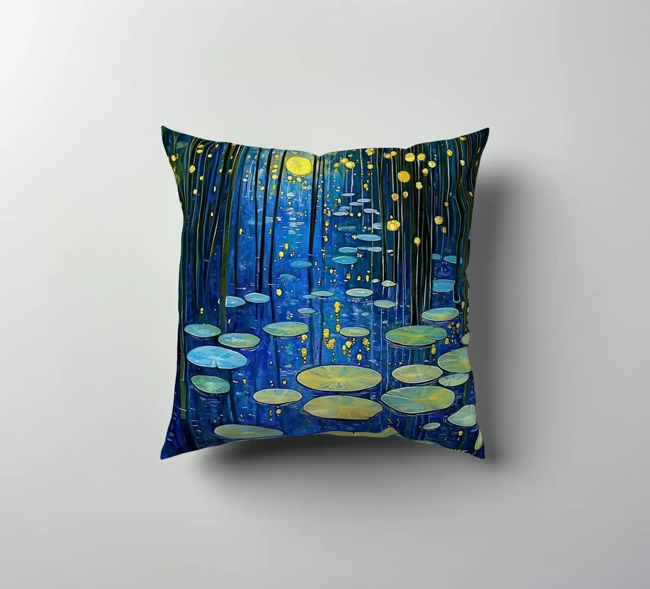 lilypads stagno acqua notte cuscino da Harley Wood