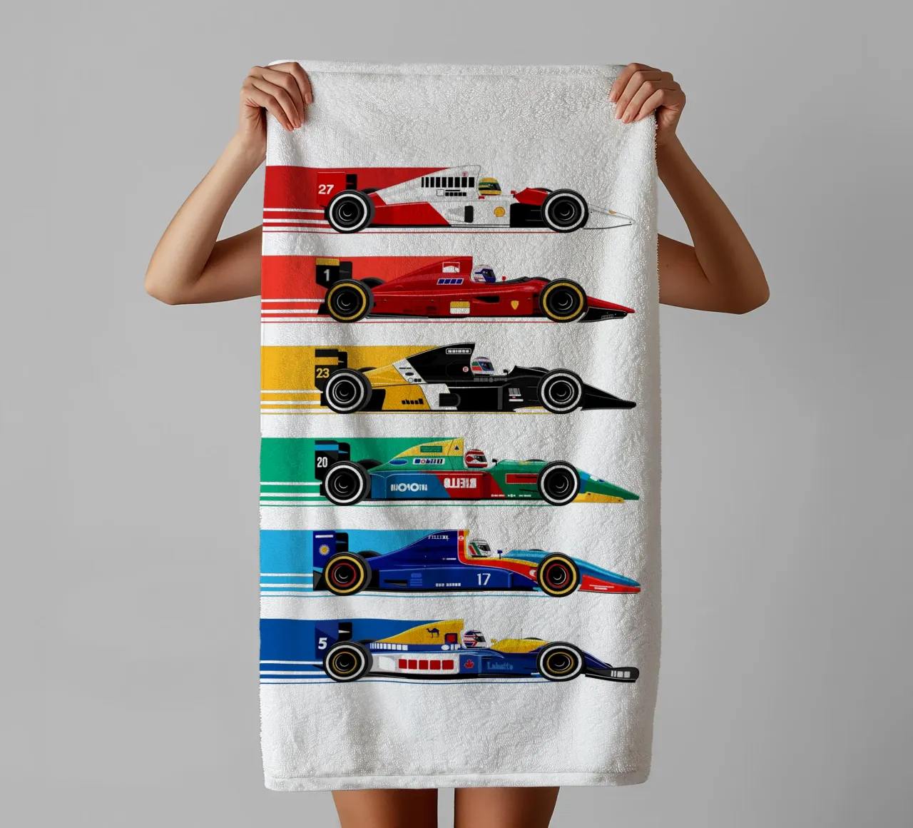 Auto da corsa di Formula retrò asciugamano da bagno da Mariel Toigo