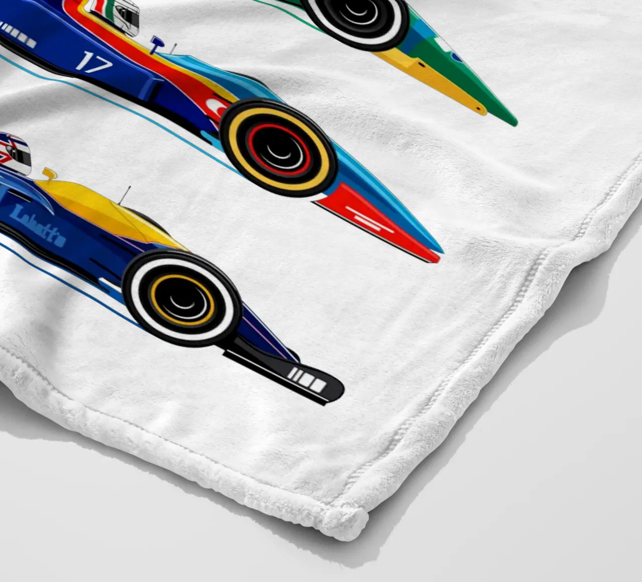 Auto da corsa di Formula retrò coperta in pile da Mariel Toigo