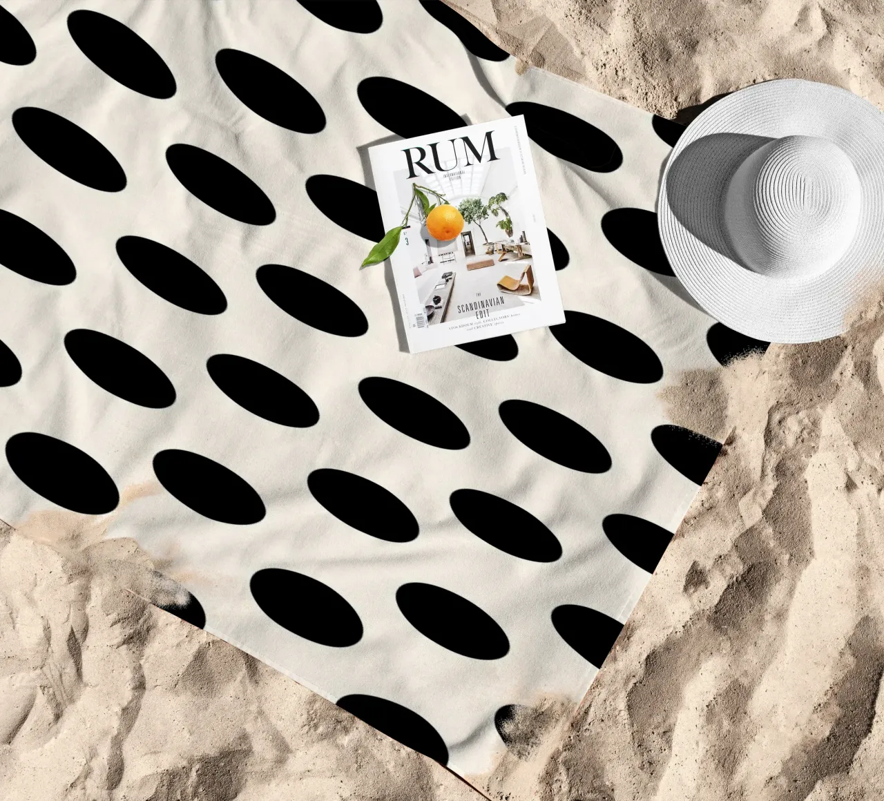 Black and white polka dots telo mare da TijanaArtStudio88
