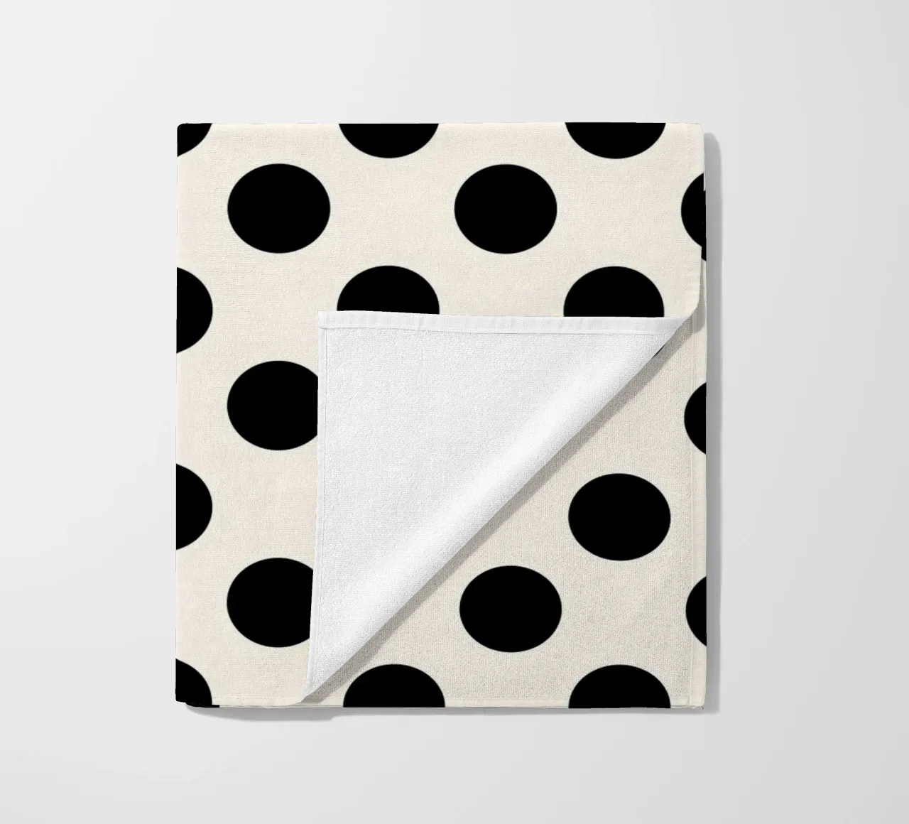 Black and white polka dots telo mare da TijanaArtStudio88