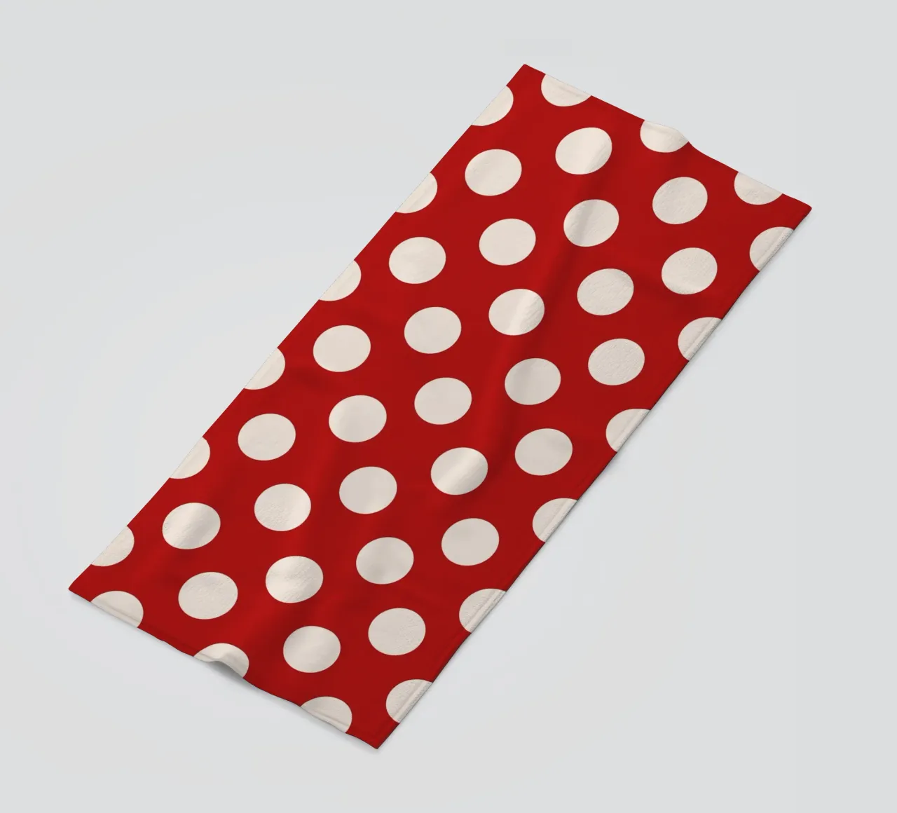 Polka dots on red telo mare da TijanaArtStudio88