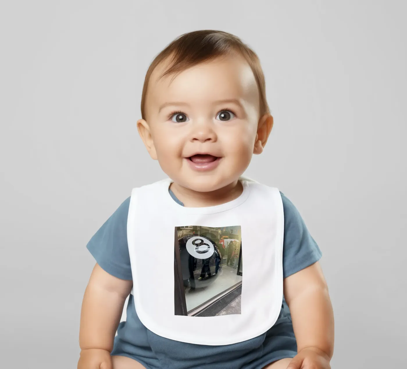 8 baby bib by Sous le ciel