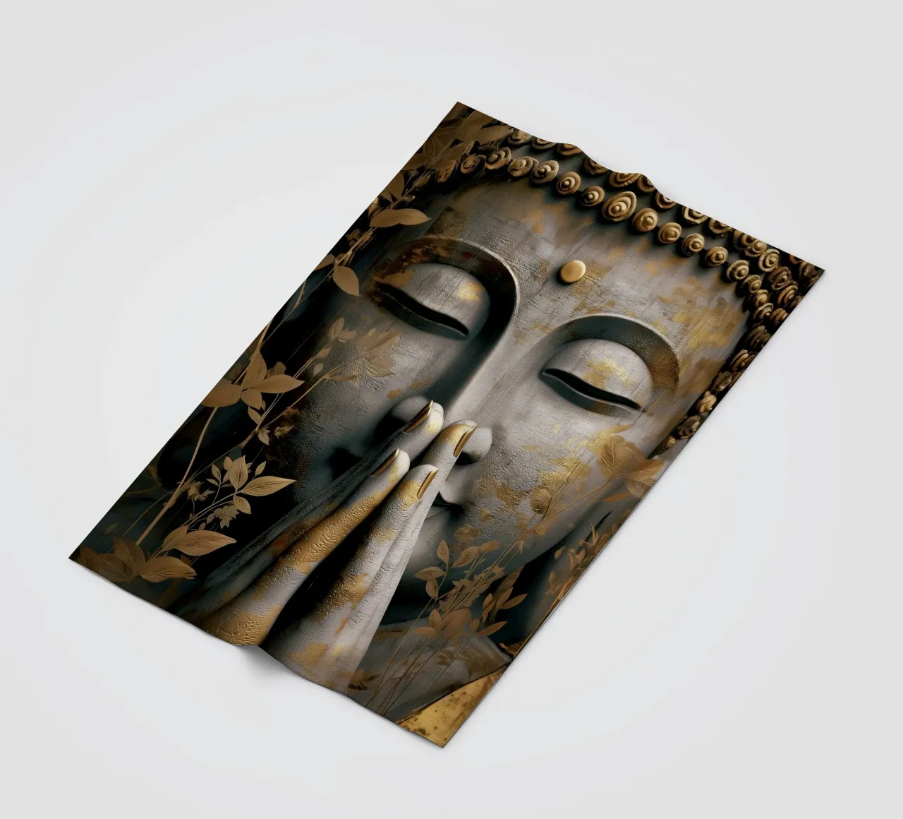 Buddha meditativo in un elegante look in argento e oro coperta in pile da Autofocus